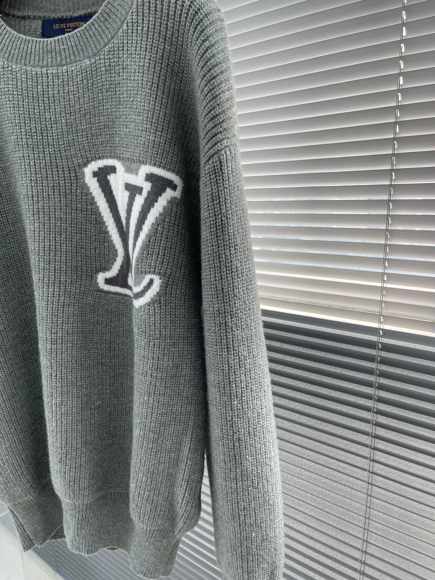 L*ouis V*uitton Sweater Top Quality D17 20231107- Refined 12903