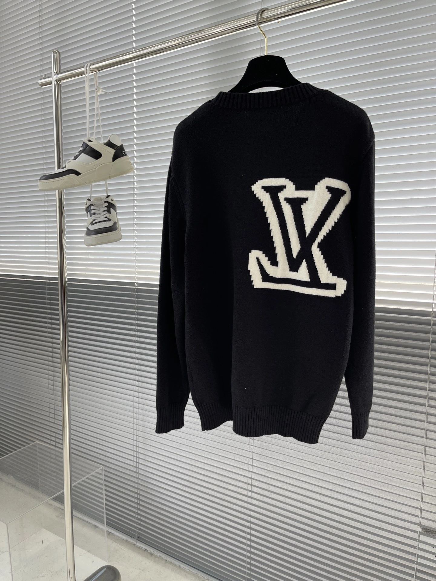 L*ouis V*uitton Sweater Top Quality D17 20231107- Attractive 12899