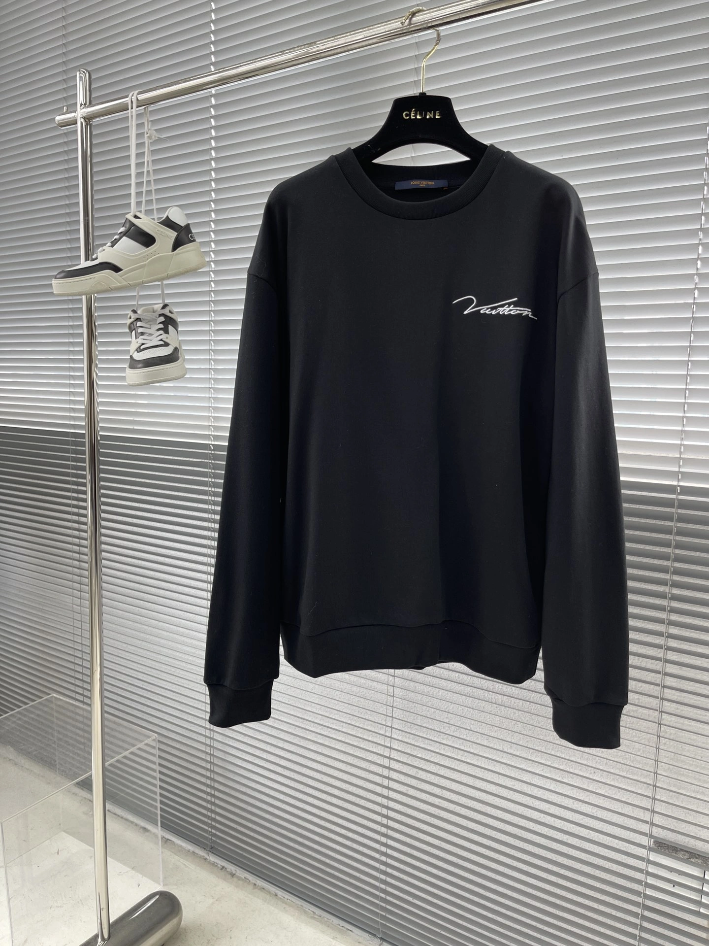 Modern L*ouis V*uitton Sweatshirt Top Quality AZ 20231023- 12988