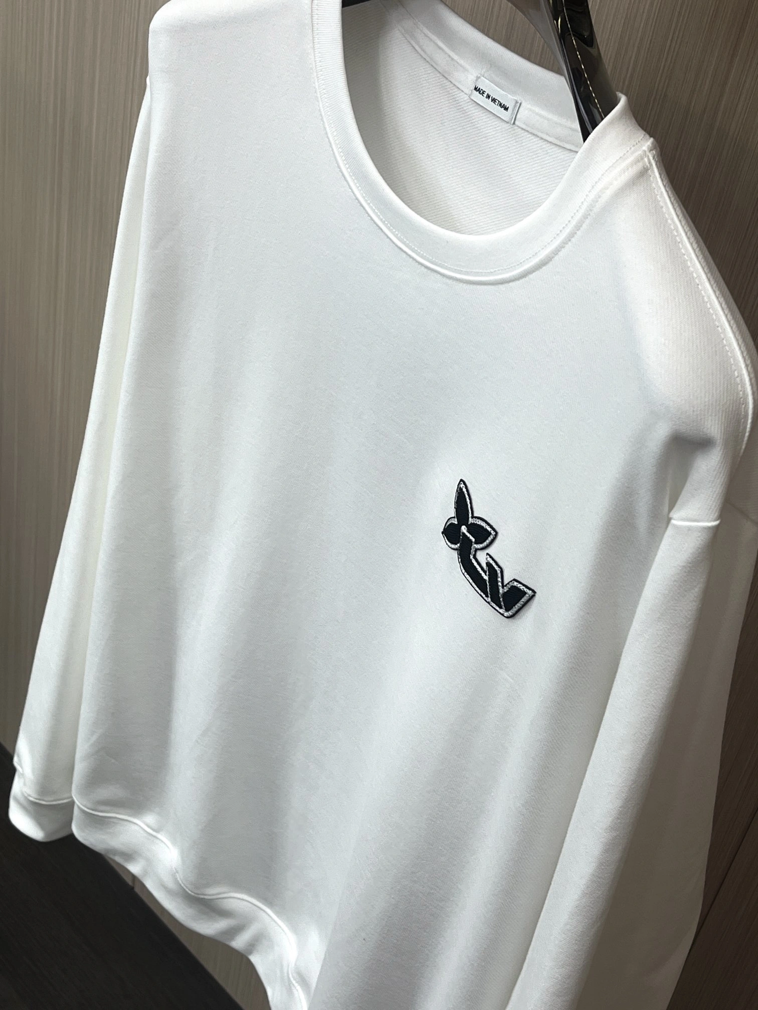 Lightweight L*ouis V*uitton Sweatshirt Top Quality AZ 20231023- 12984