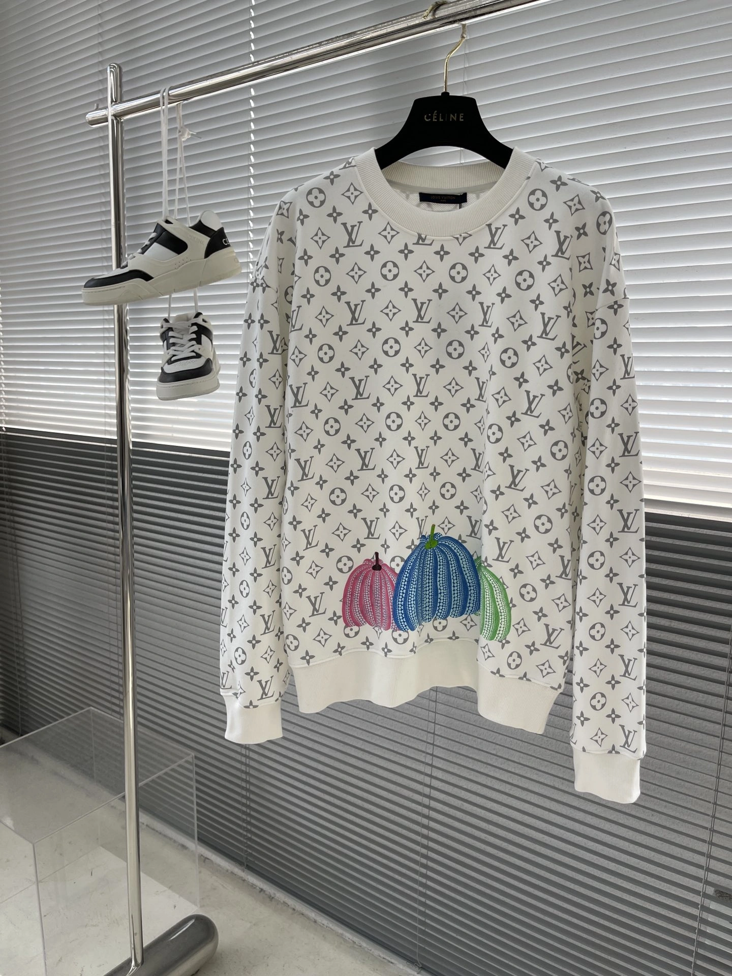 Comfortable L*ouis V*uitton Sweatshirt Top Quality AZ 20231027- 12955