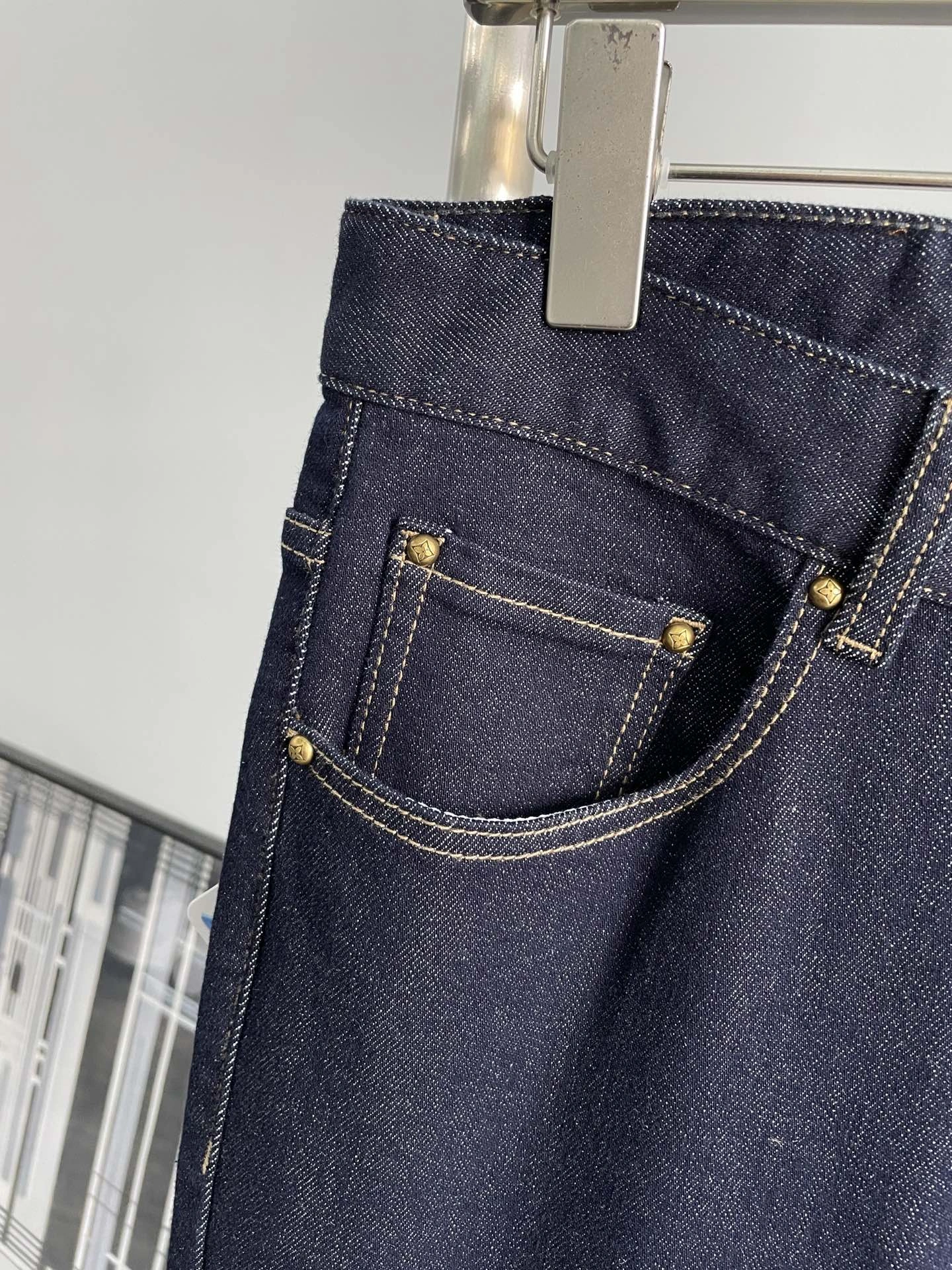 Durable L*ouis V*uitton T Pants op Quality D17 20240819- 12594