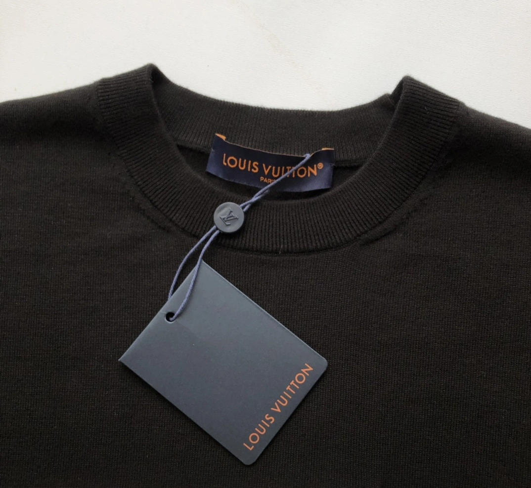 Efficient L*ouis V*uitton T-shirt Quality D17 20240821- 12566