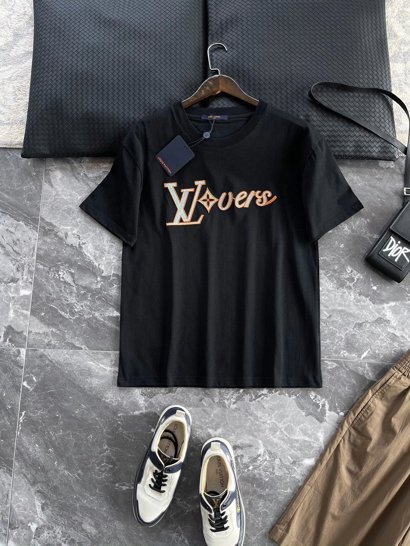 Attractive L*ouis V*uitton T-shirt Top Quality D17 2020324- 12840