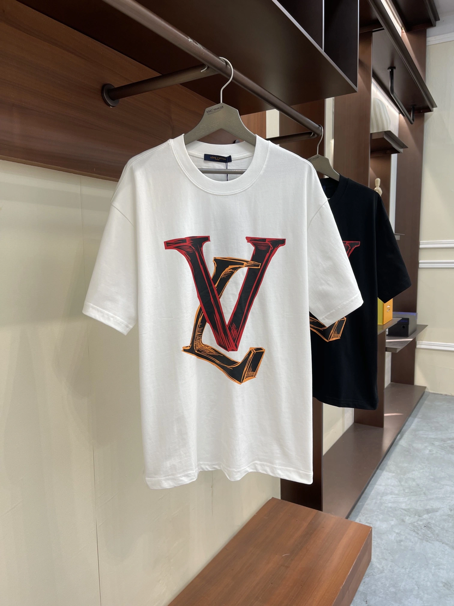 L*ouis V*uitton T-shirt Top Quality D17 2020329- Fashionable 12834