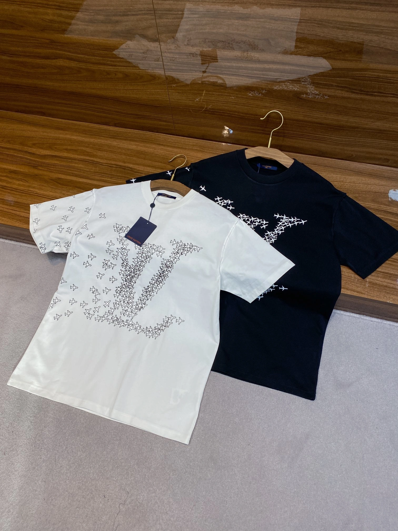 L*ouis V*uitton T-shirt Top Quality D17 2020403- SportInspired 12823