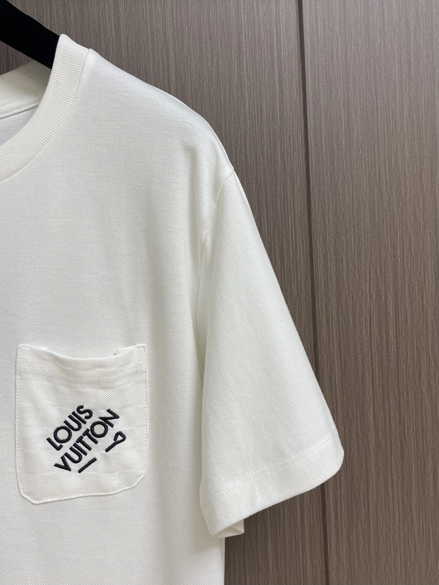 Premium L*ouis V*uitton T-shirt Top Quality D17 2020403- 12819