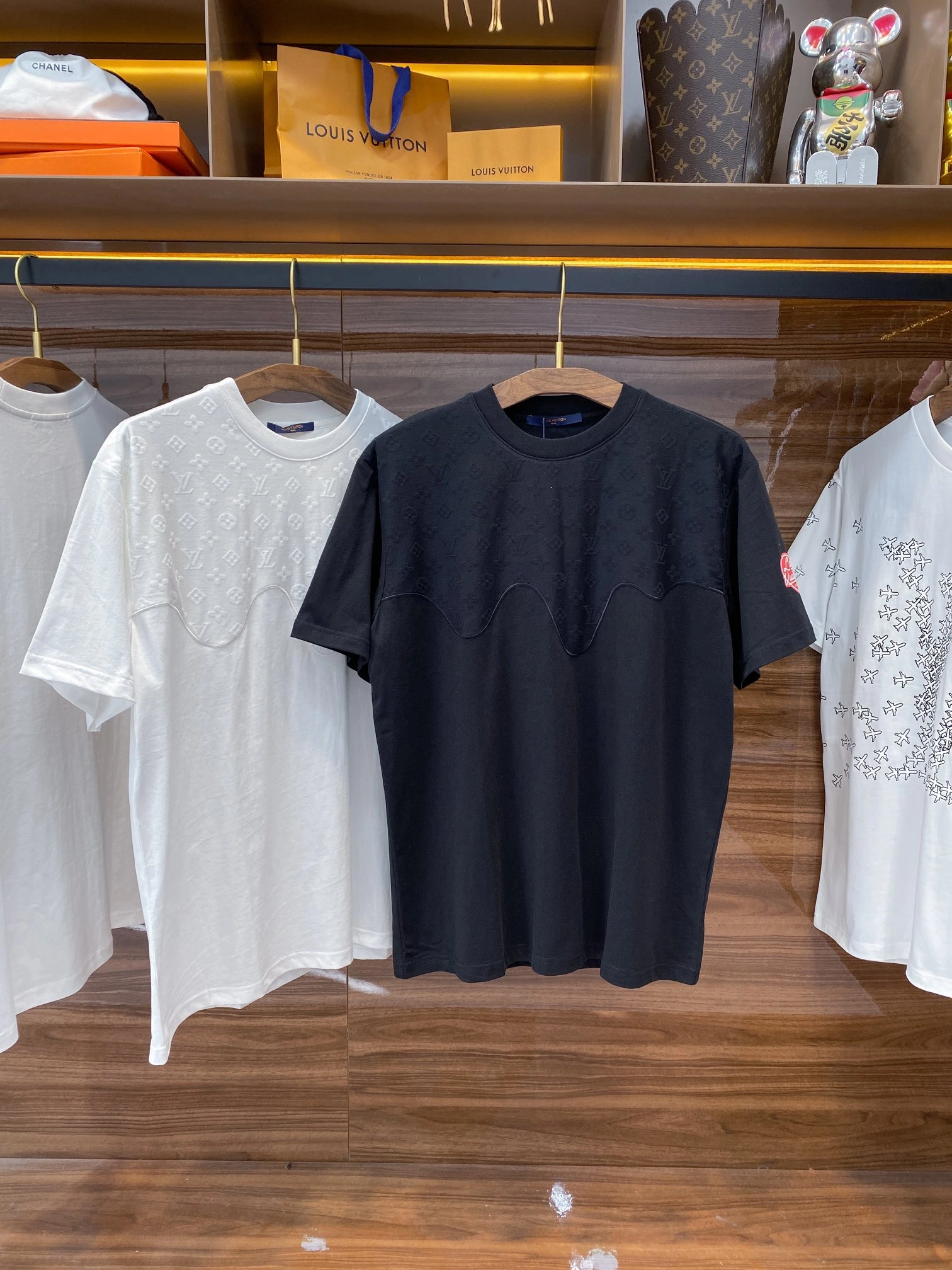 FashionForward L*ouis V*uitton T-shirt Top Quality D17 2020405- 12813