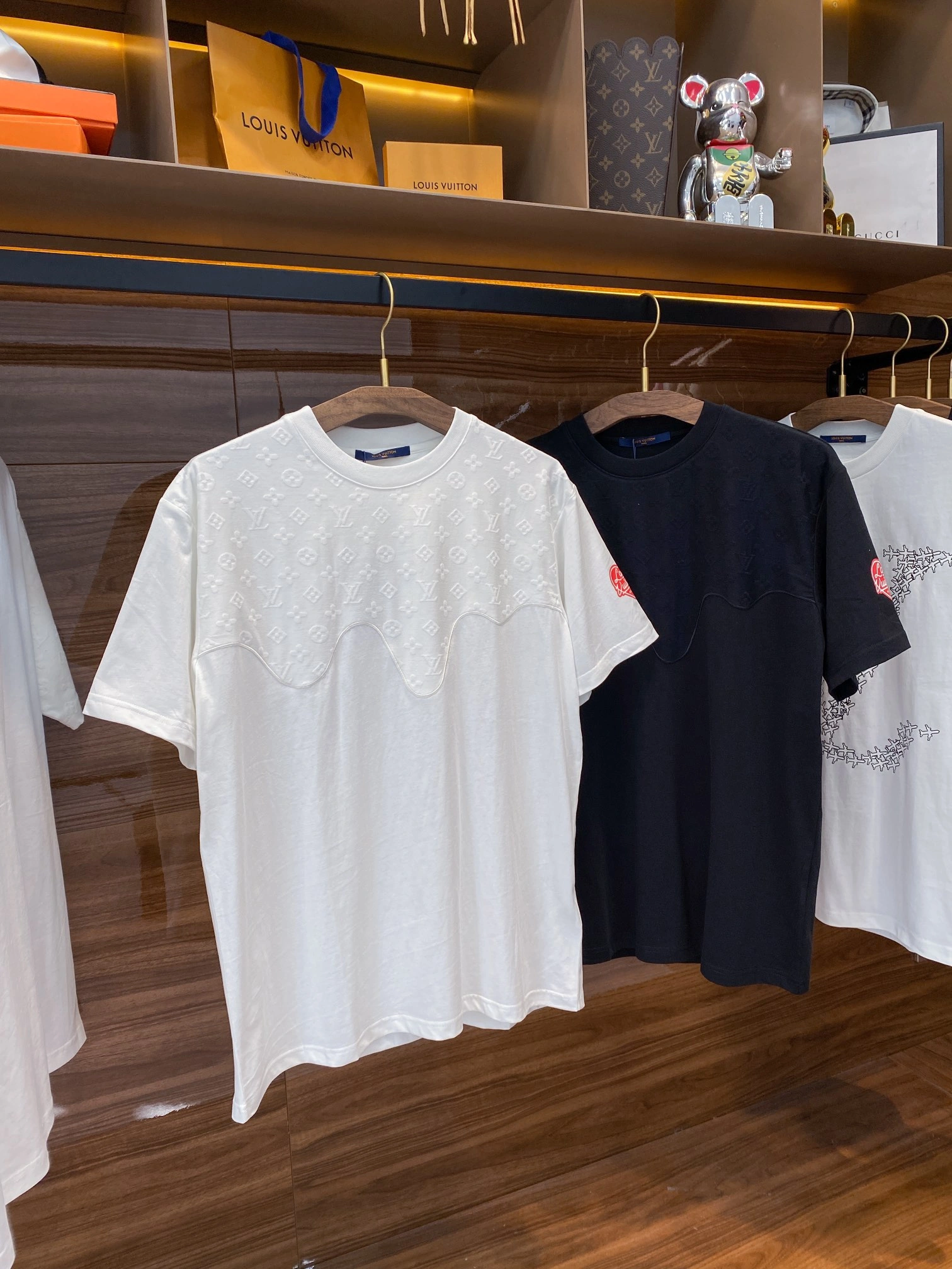 FashionForward L*ouis V*uitton T-shirt Top Quality D17 2020405- 12813