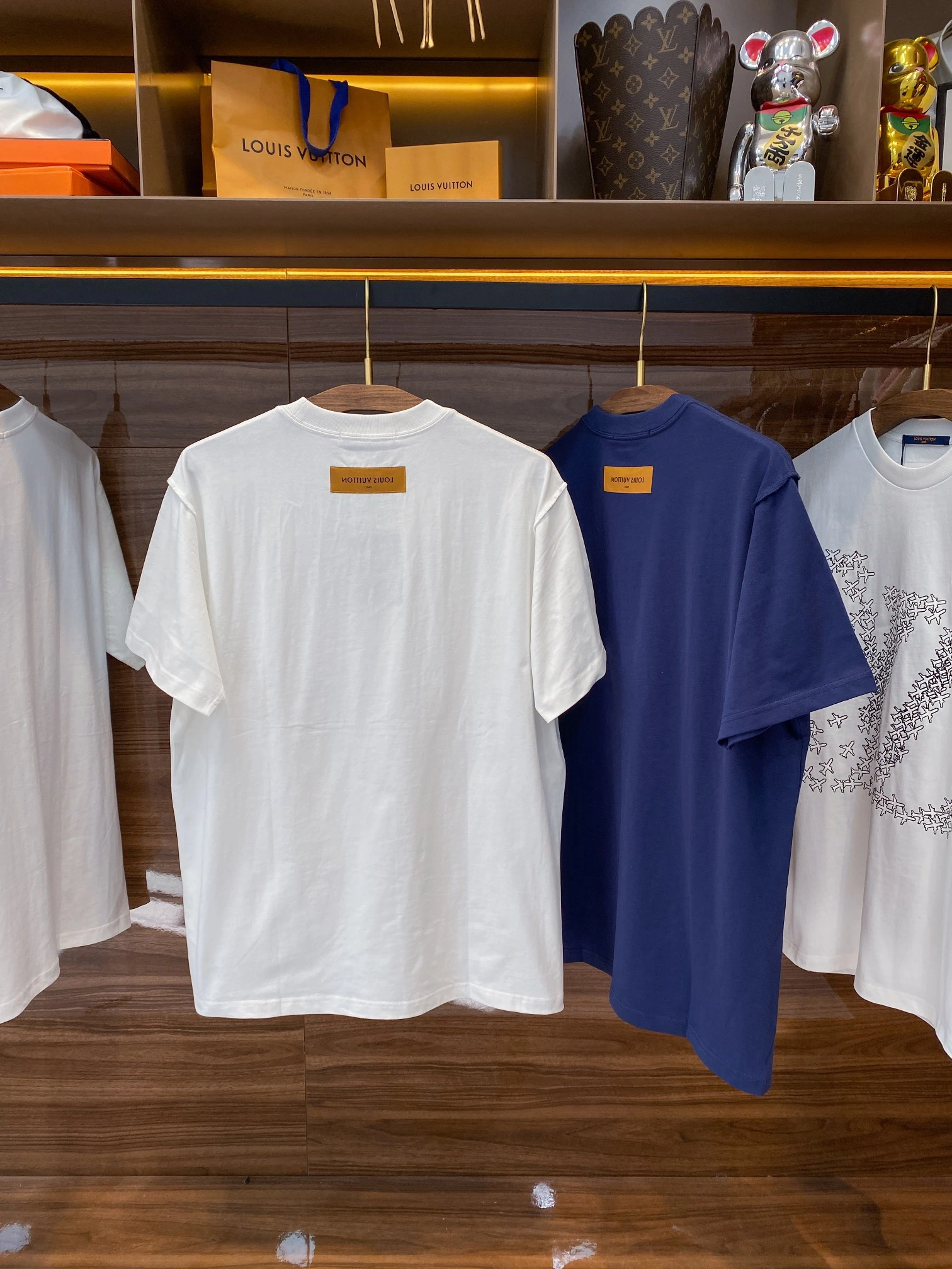 L*ouis V*uitton T-shirt Top Quality D17 2020405- Lightweight 12811