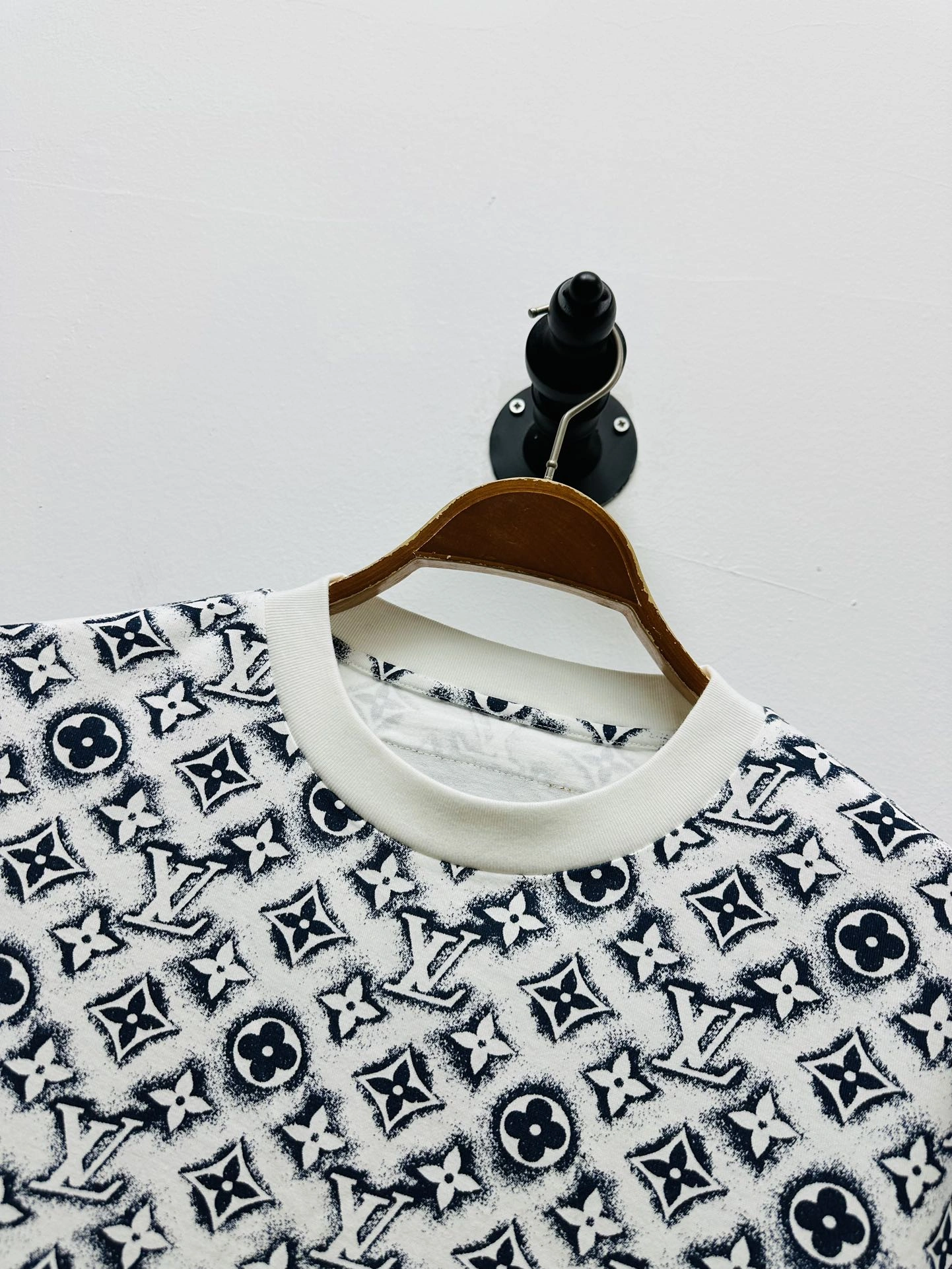 L*ouis V*uitton T-shirt Top Quality D17 20240224- Affordable 12885