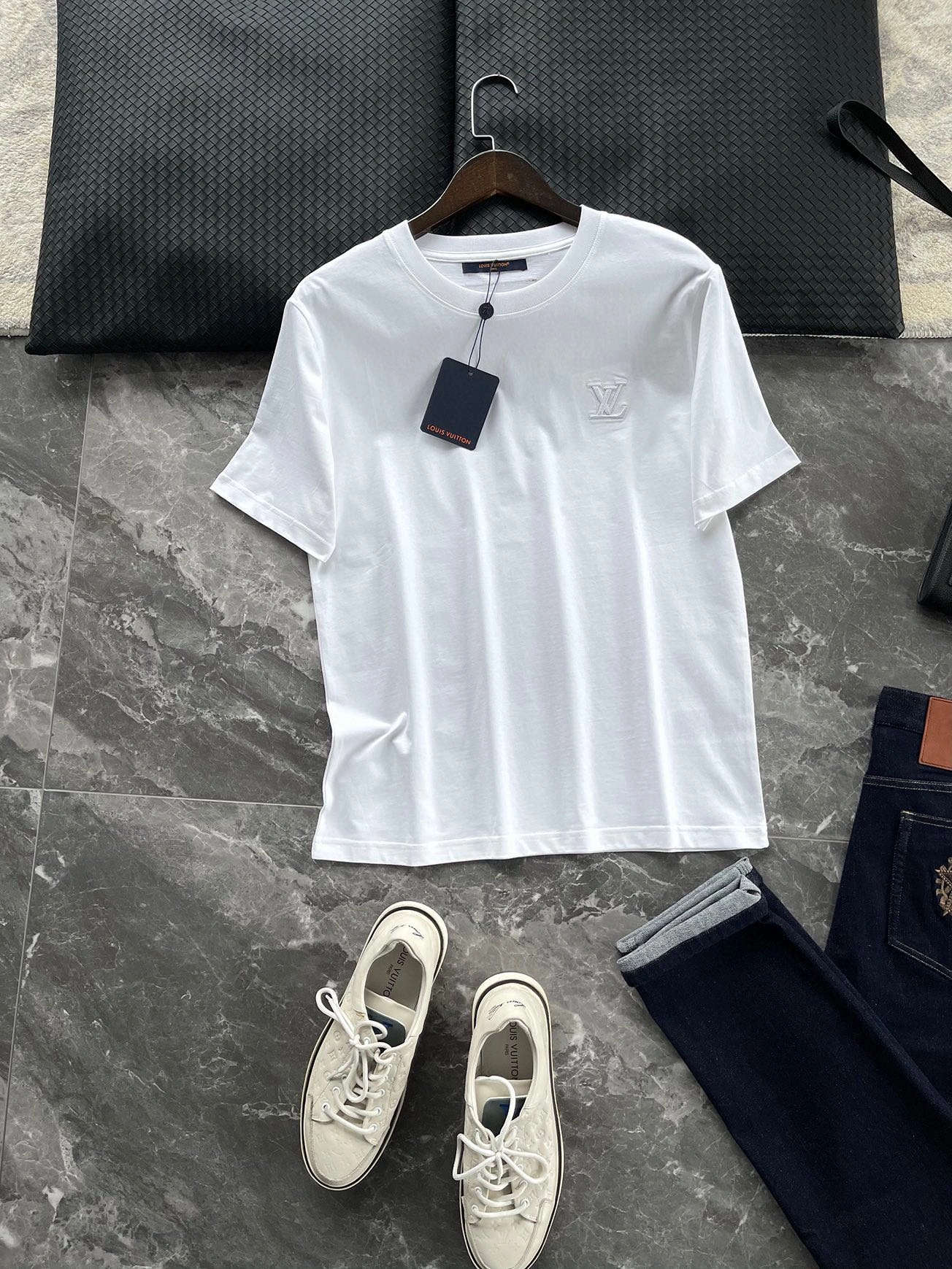 L*ouis V*uitton T-shirt Top Quality D17 20240301- Youthful 12878