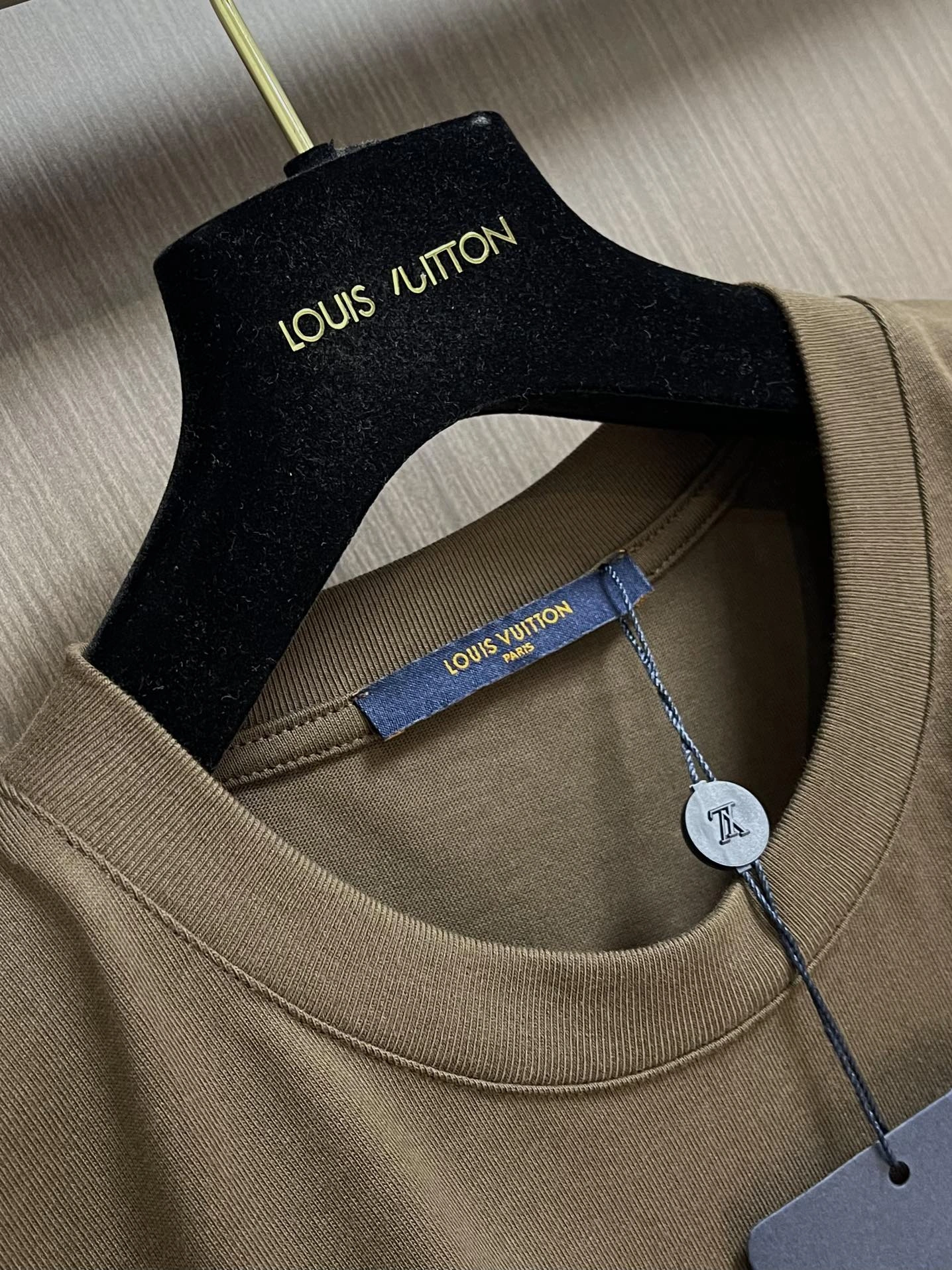 L*ouis V*uitton T-shirt Top Quality D17 20240320- Supportive 12875