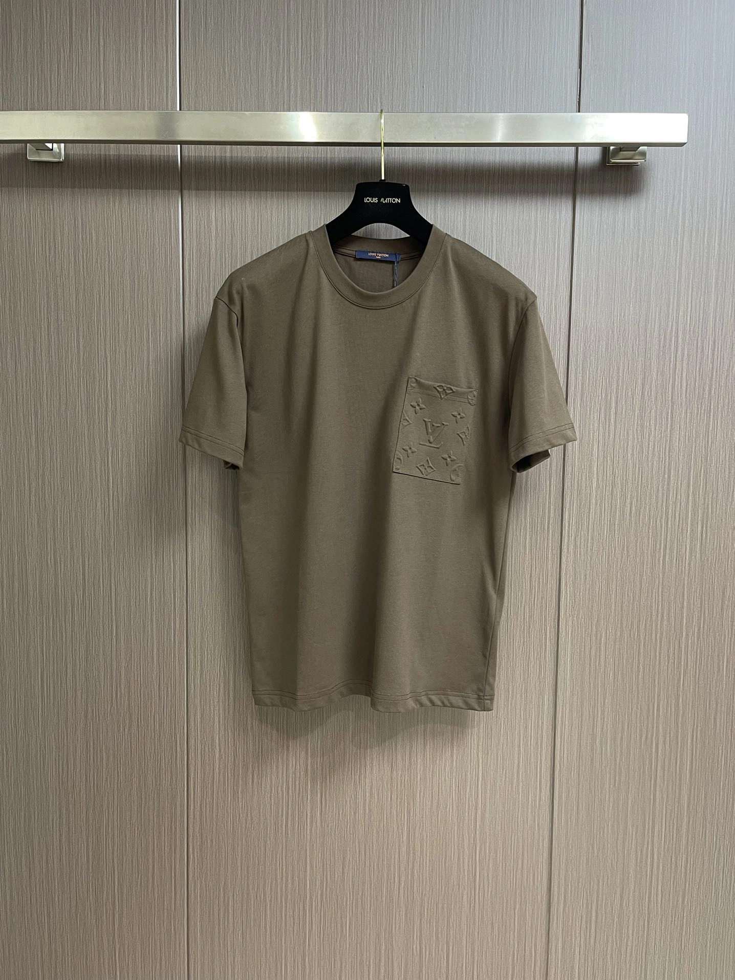 L*ouis V*uitton T-shirt Top Quality D17 20240320- Supportive 12875