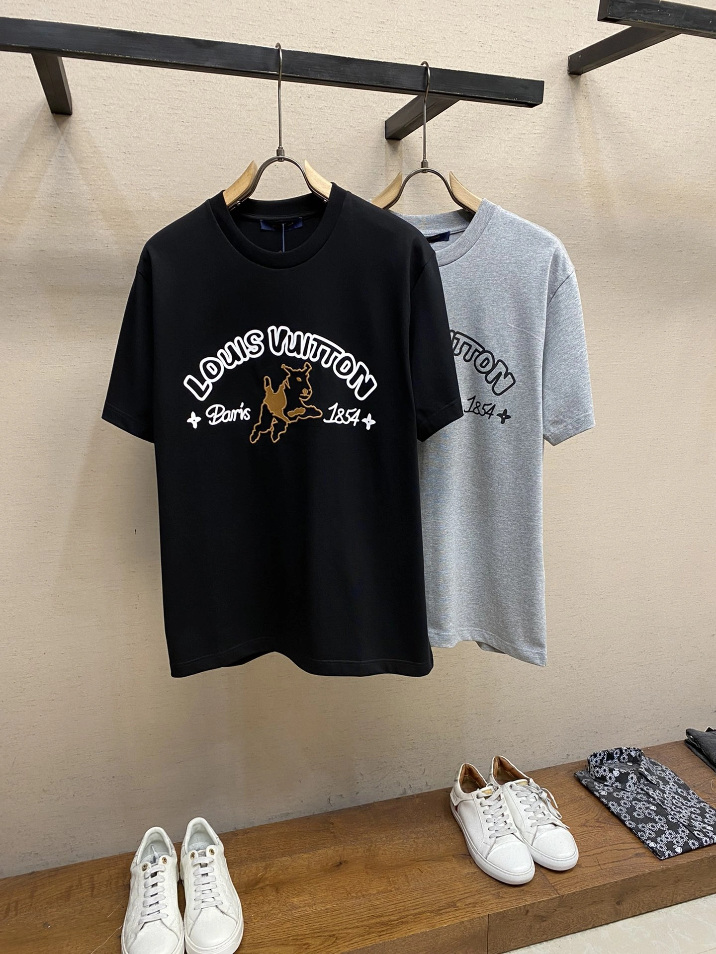 SmoothTexture L*ouis V*uitton T-shirt Top Quality D17 20240323- 12851