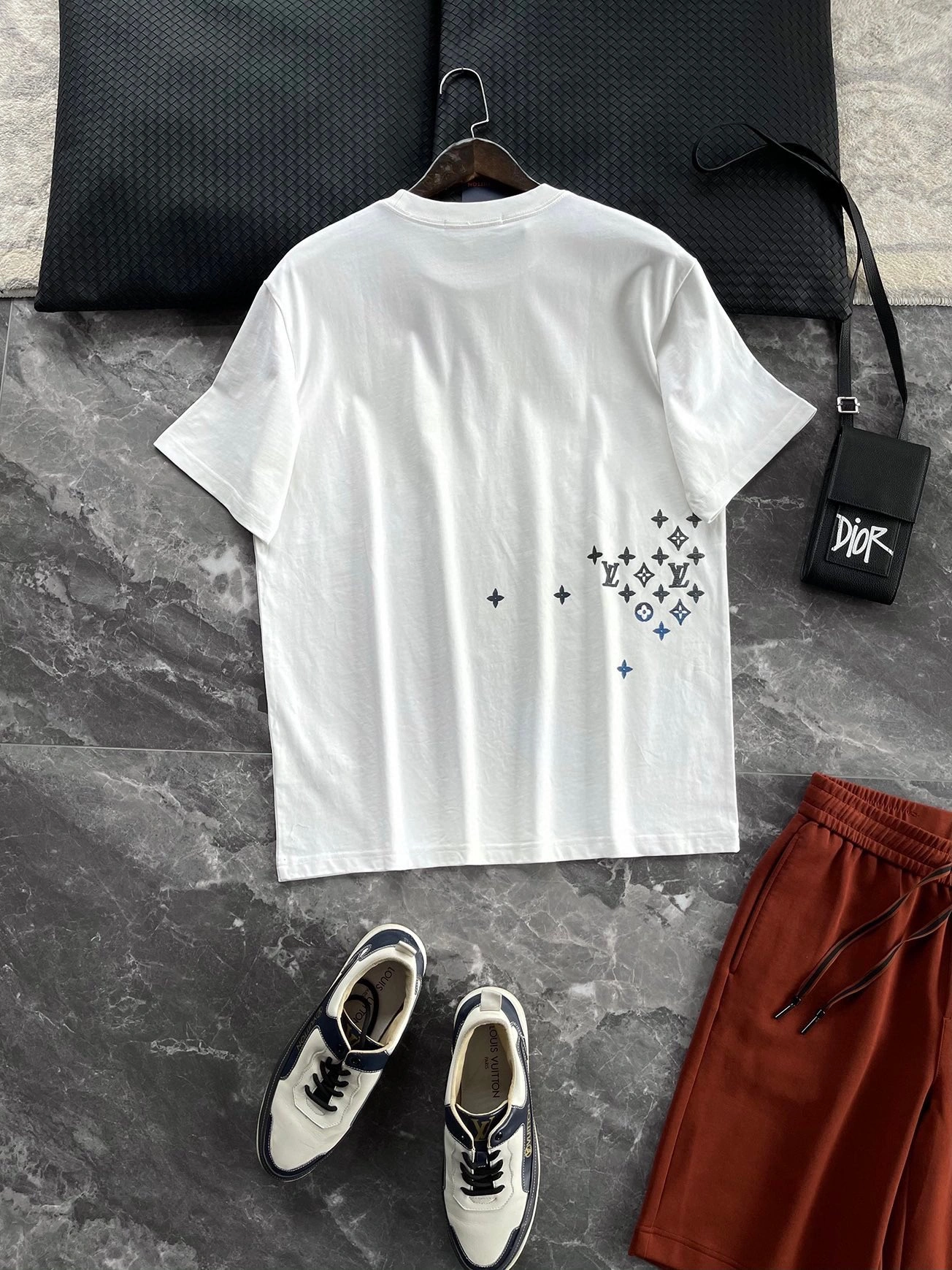 TimelessDesign L*ouis V*uitton T-shirt Top Quality D17 20240410- 12804