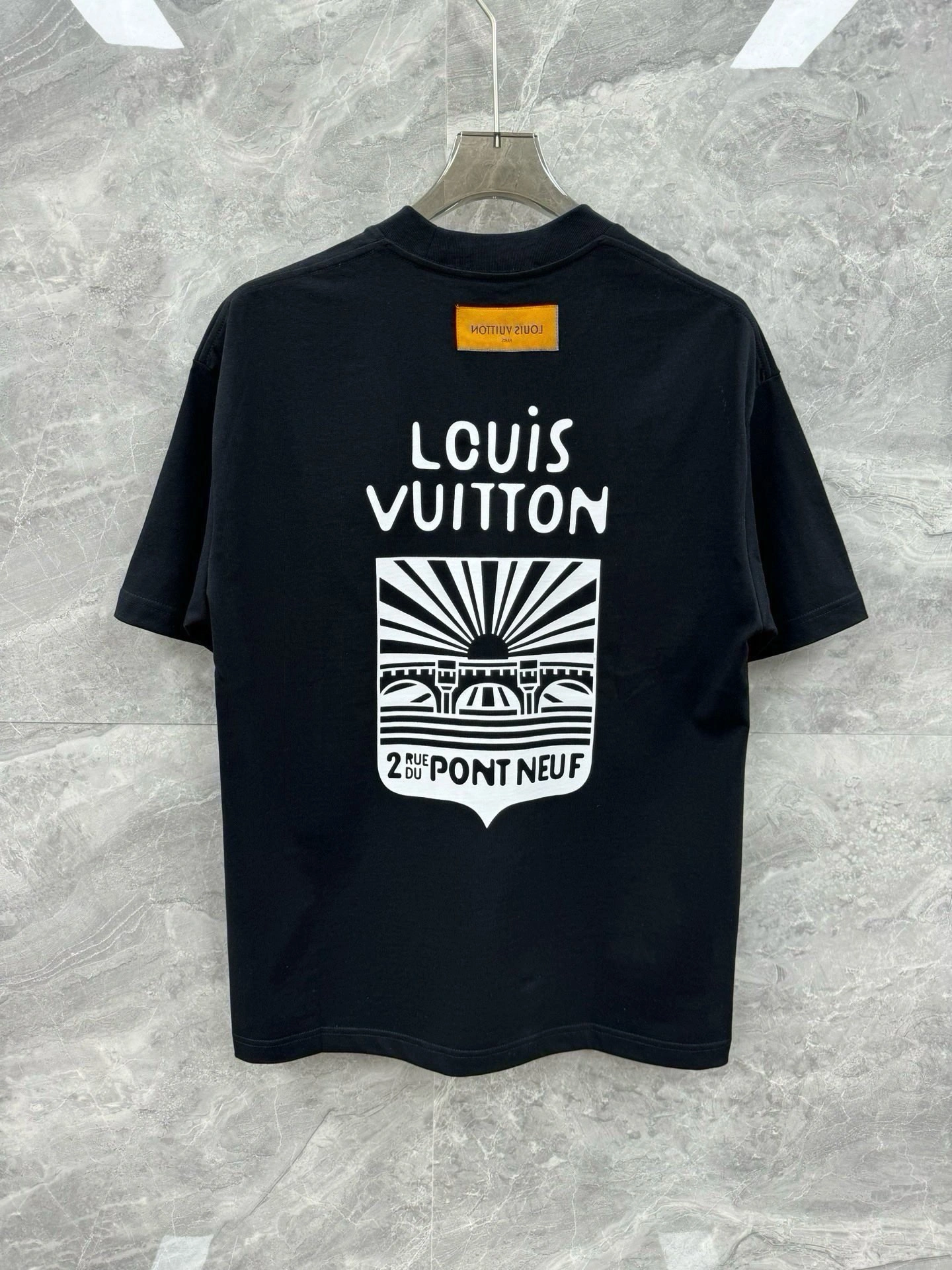Supportive L*ouis V*uitton T-shirt Top Quality D17 202404112- 12797