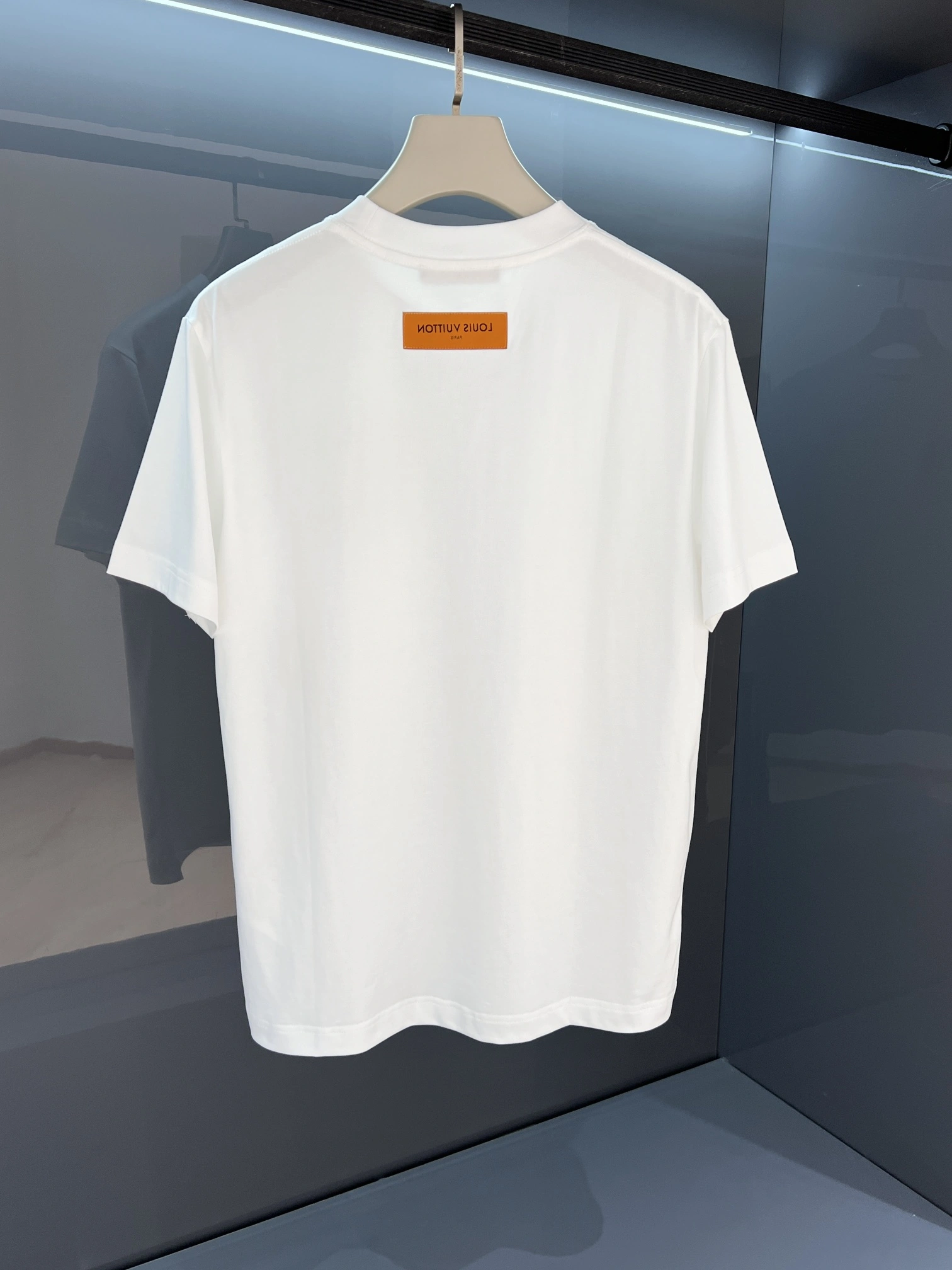 Bold L*ouis V*uitton T-shirt Top Quality D17 20240413- 12794
