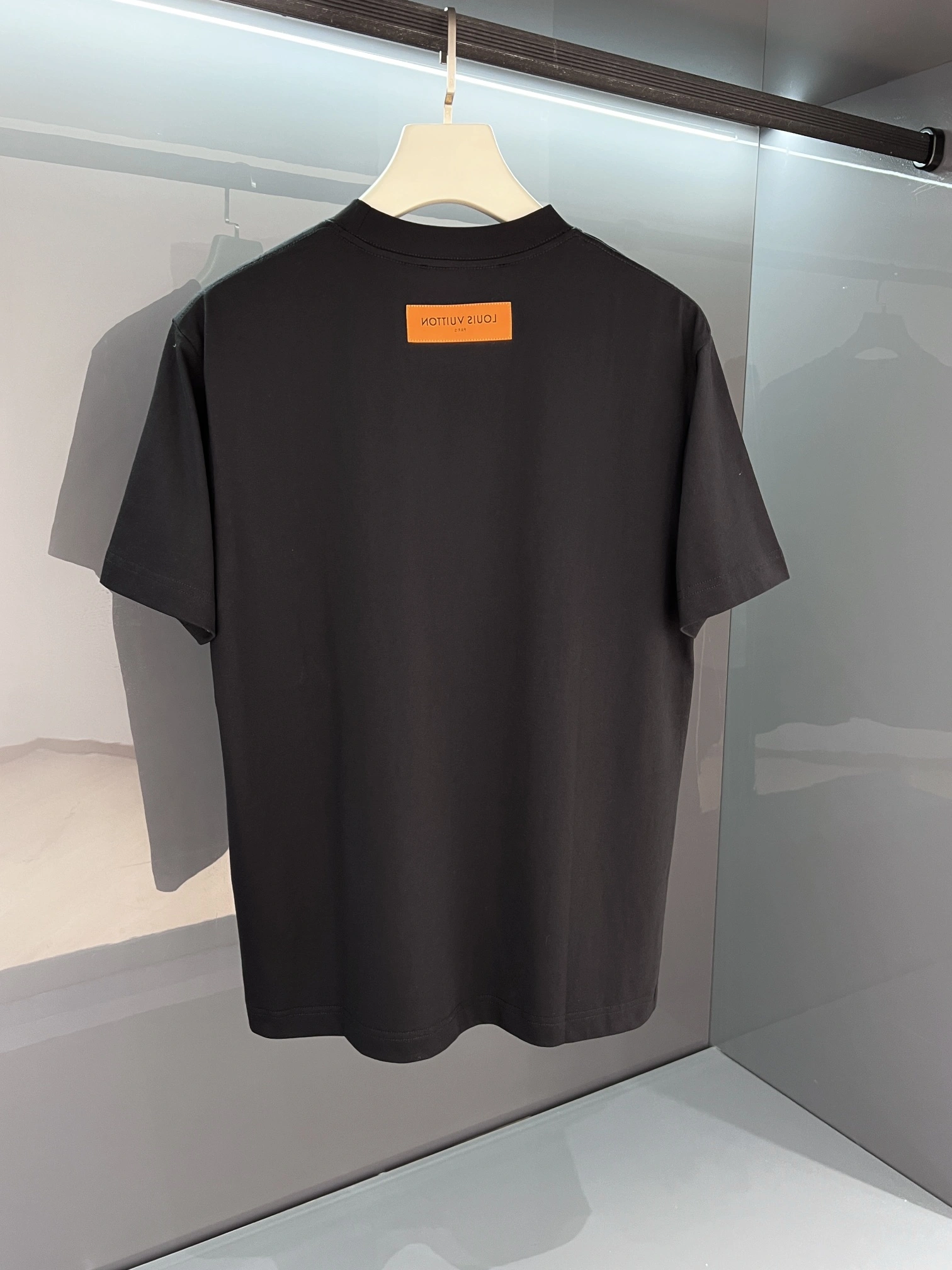 Bold L*ouis V*uitton T-shirt Top Quality D17 20240413- 12794