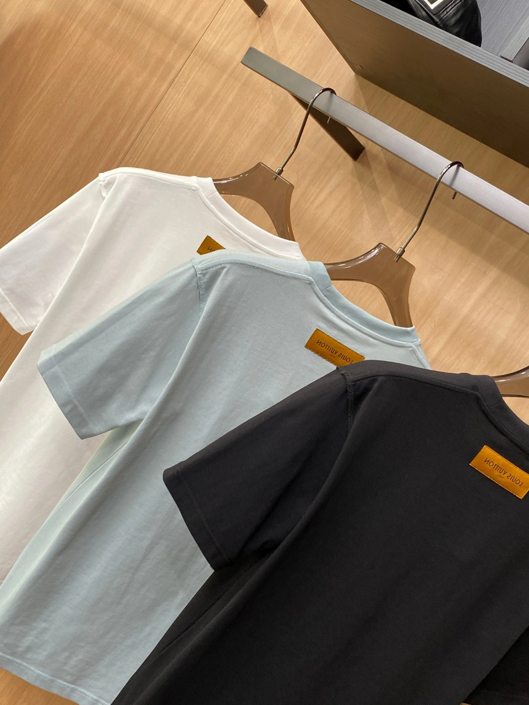 Attractive L*ouis V*uitton T-shirt Top Quality D17 20240415- 12779