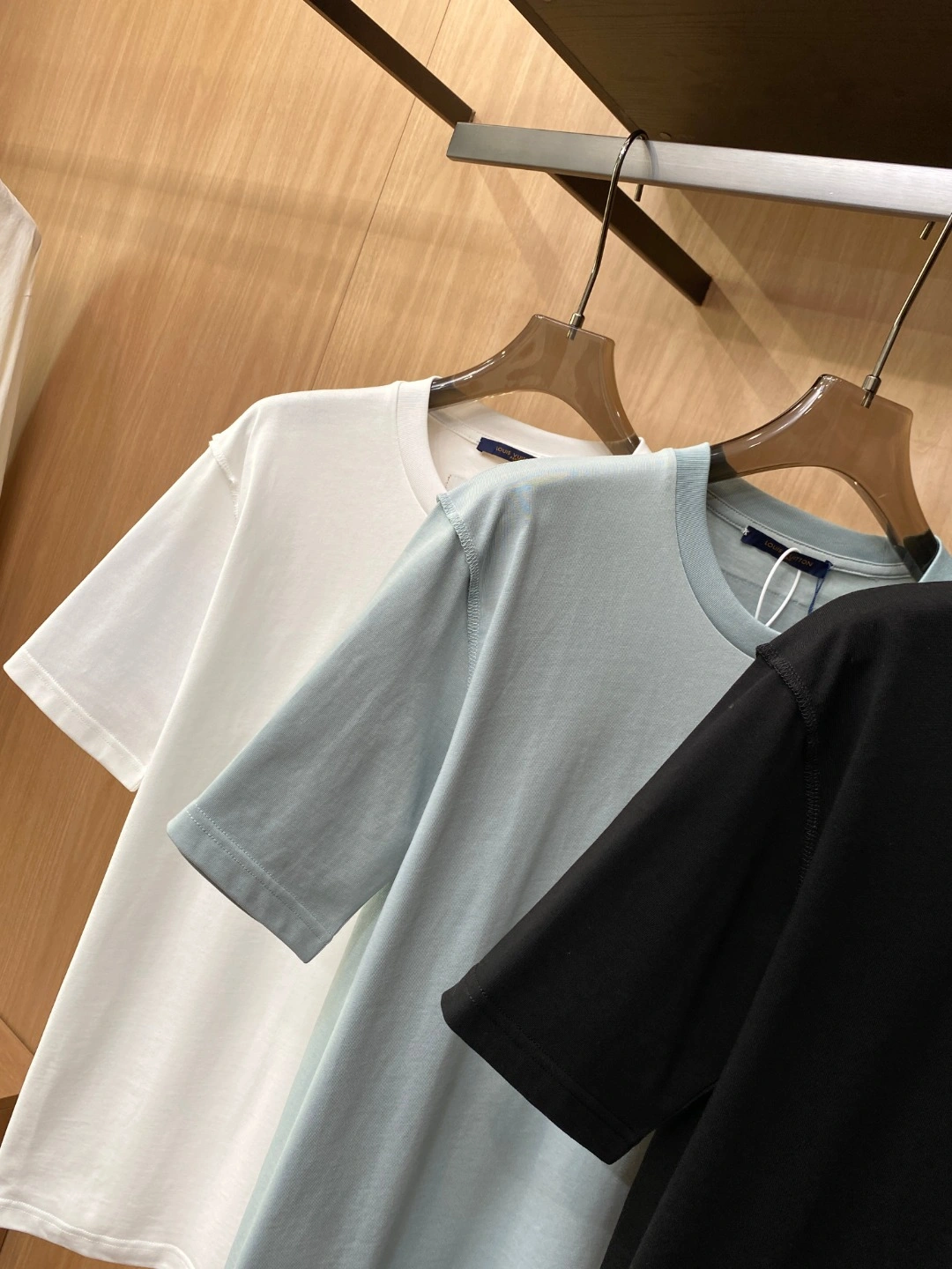 Attractive L*ouis V*uitton T-shirt Top Quality D17 20240415- 12779