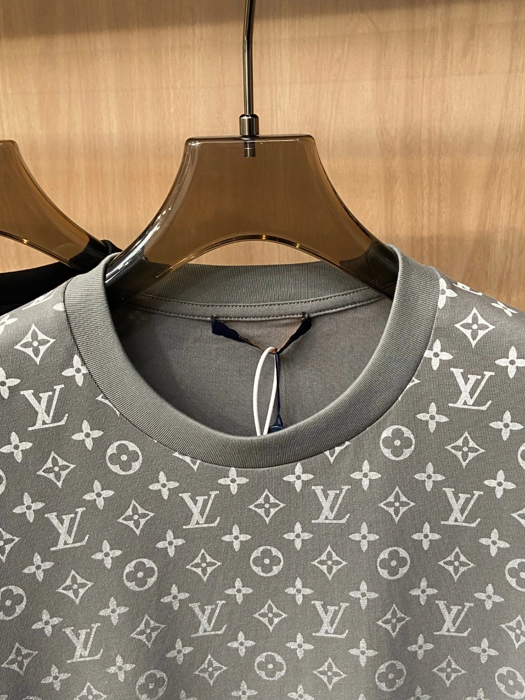 SmartChoice L*ouis V*uitton T-shirt Top Quality D17 20240415- 12780
