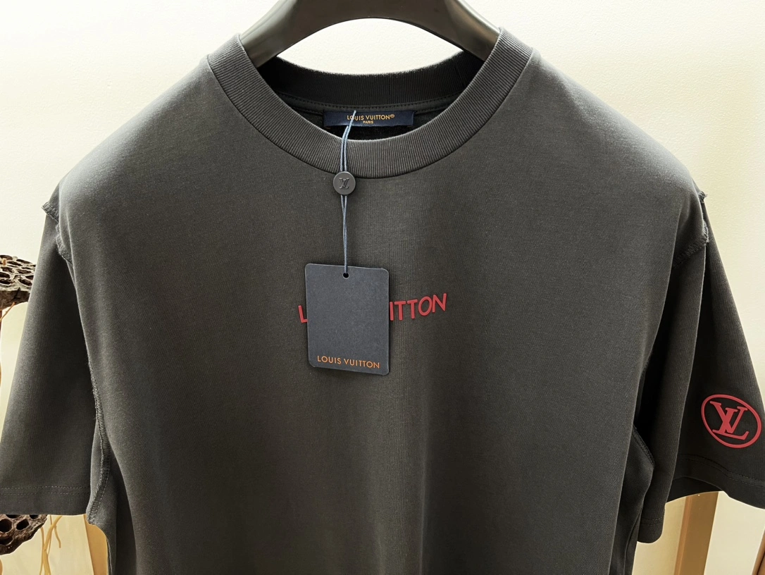 L*ouis V*uitton T-shirt Top Quality D17 20240417- UrbanChic 12762