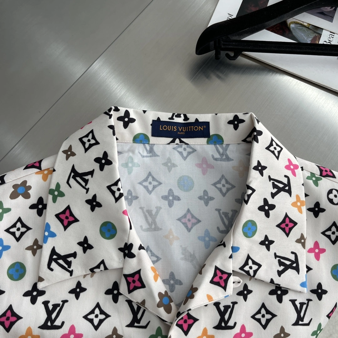 Lightweight L*ouis V*uitton T-shirt Top Quality D17 20240418- 12756