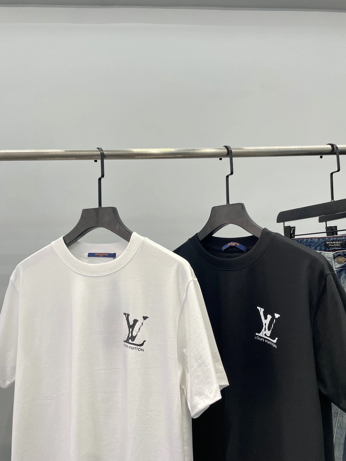 Trendy L*ouis V*uitton T-shirt Top Quality D17 20240419- 12754