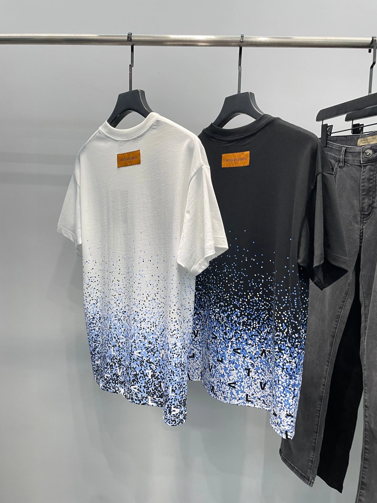 Modern L*ouis V*uitton T-shirt Top Quality D17 20240419- 12752