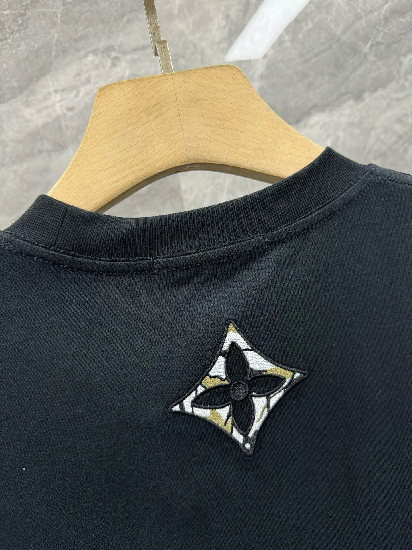 GoAnywhere L*ouis V*uitton T-shirt Top Quality D17 20240421- 12747