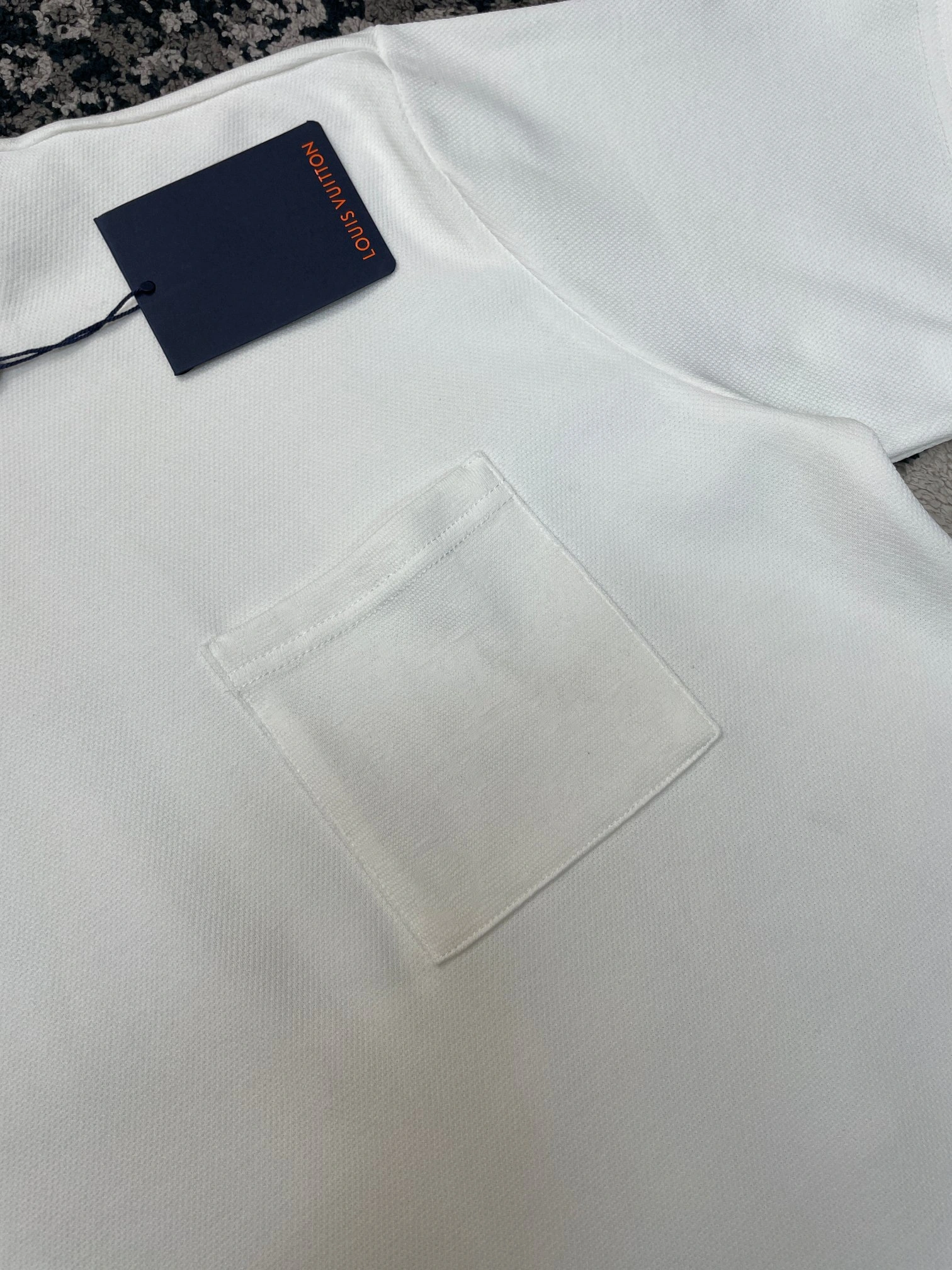 L*ouis V*uitton T-shirt Top Quality D17 20240425- Casual 12738