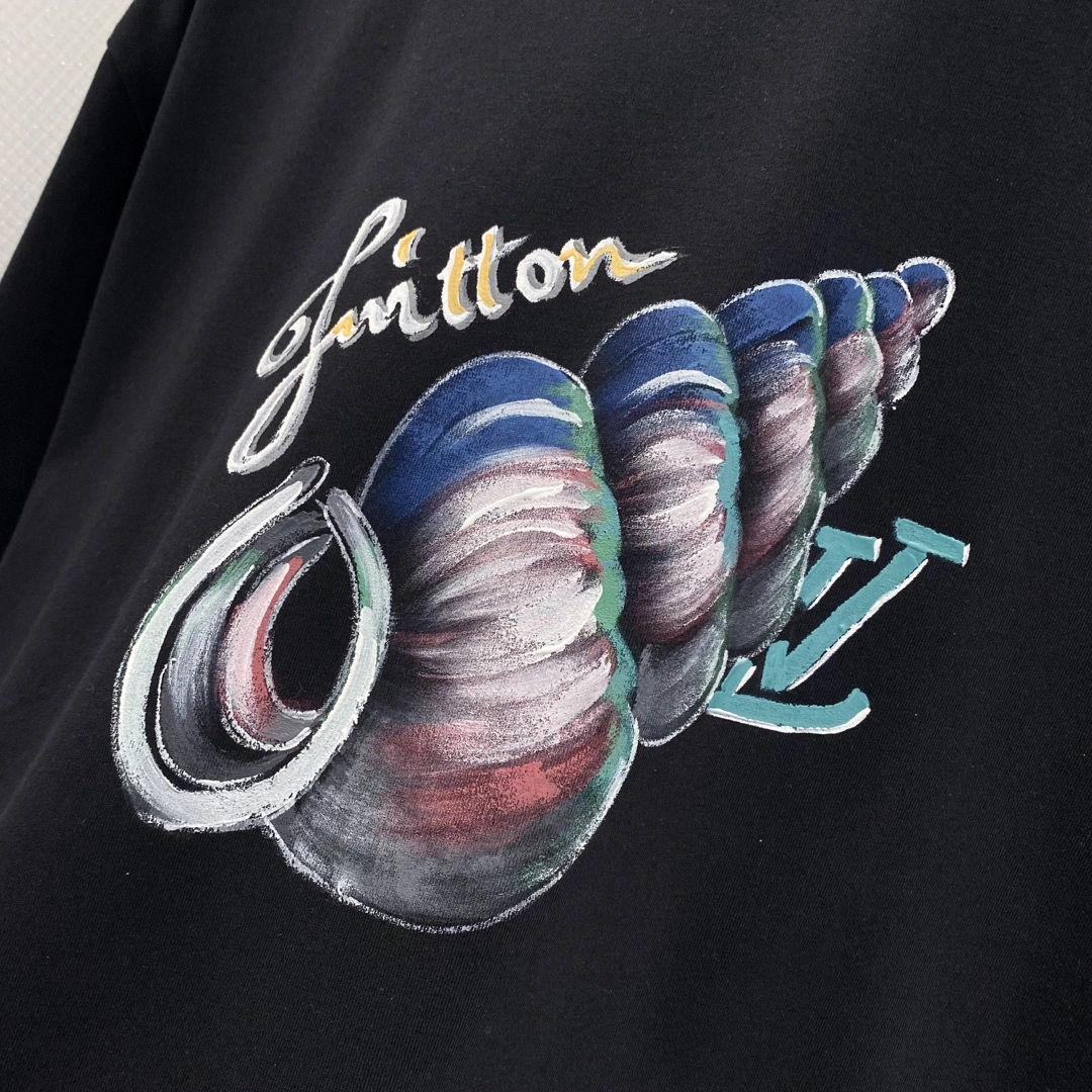 Snug L*ouis V*uitton T-shirt Top Quality D17 20240426- 12729
