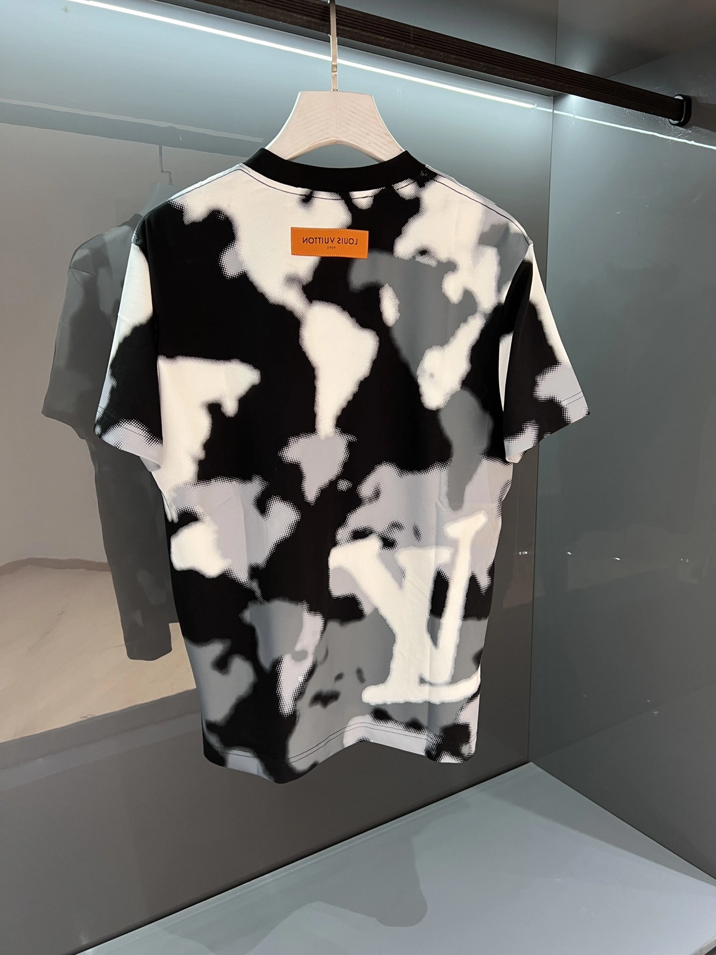 L*ouis V*uitton T-shirt Top Quality D17 20240514- Lightweight 12672