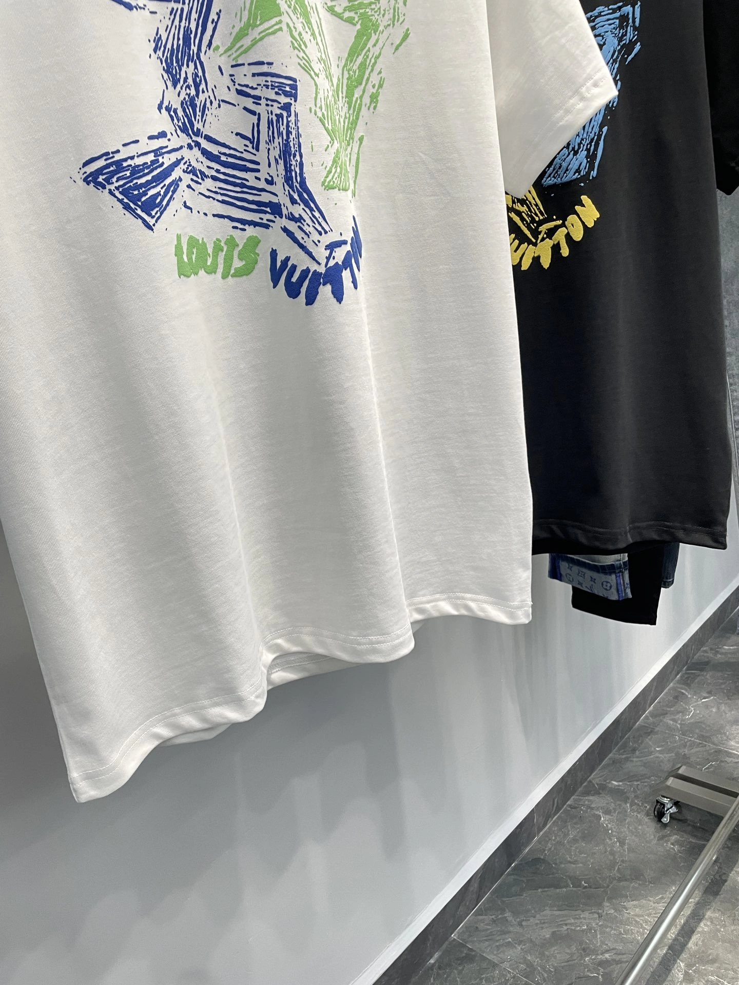 FlexibleFit L*ouis V*uitton T-shirt Top Quality D17 20240521- 12636