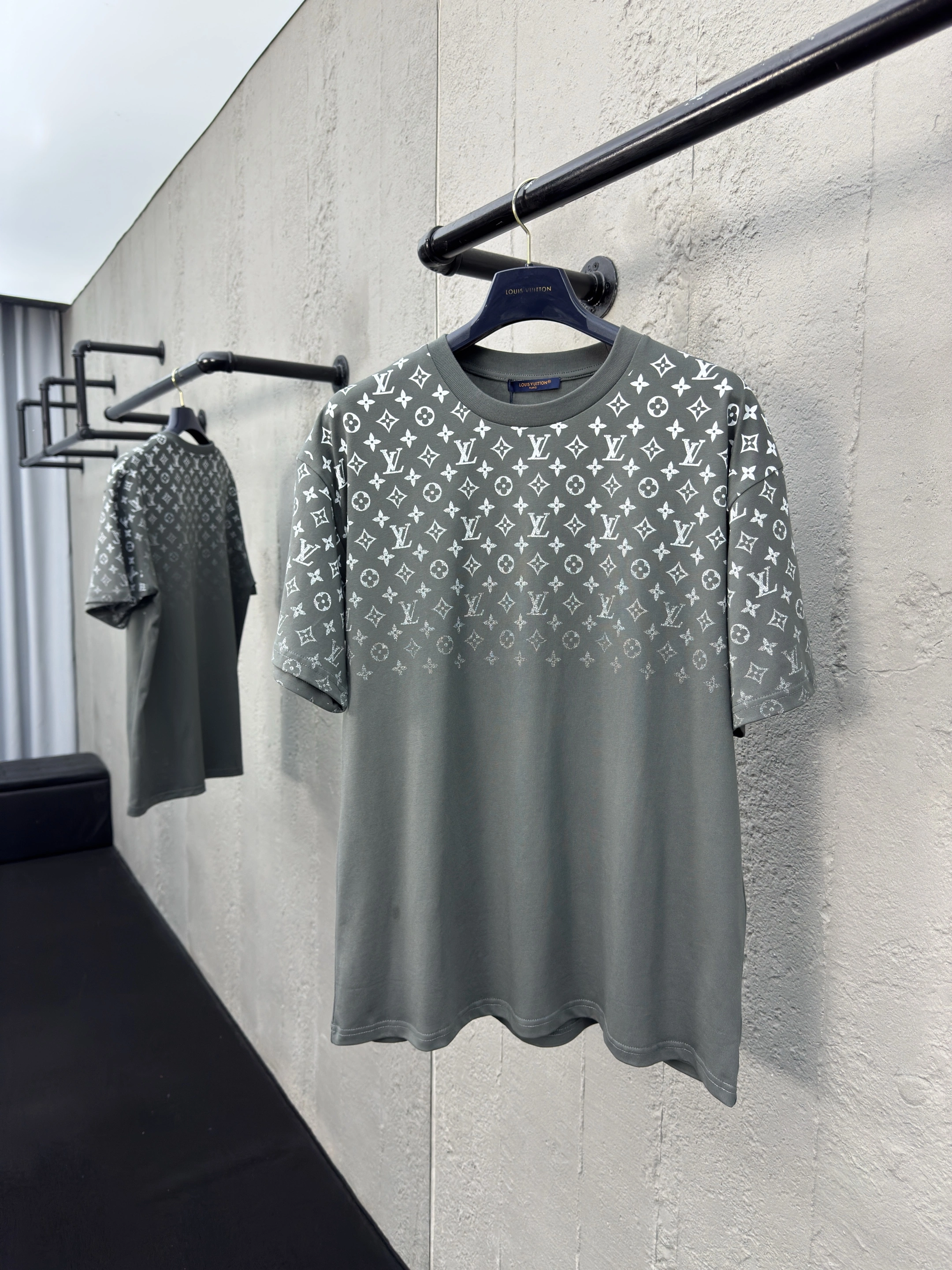 L*ouis V*uitton T-shirt Top Quality X.C 20250519- Fashionable 12479