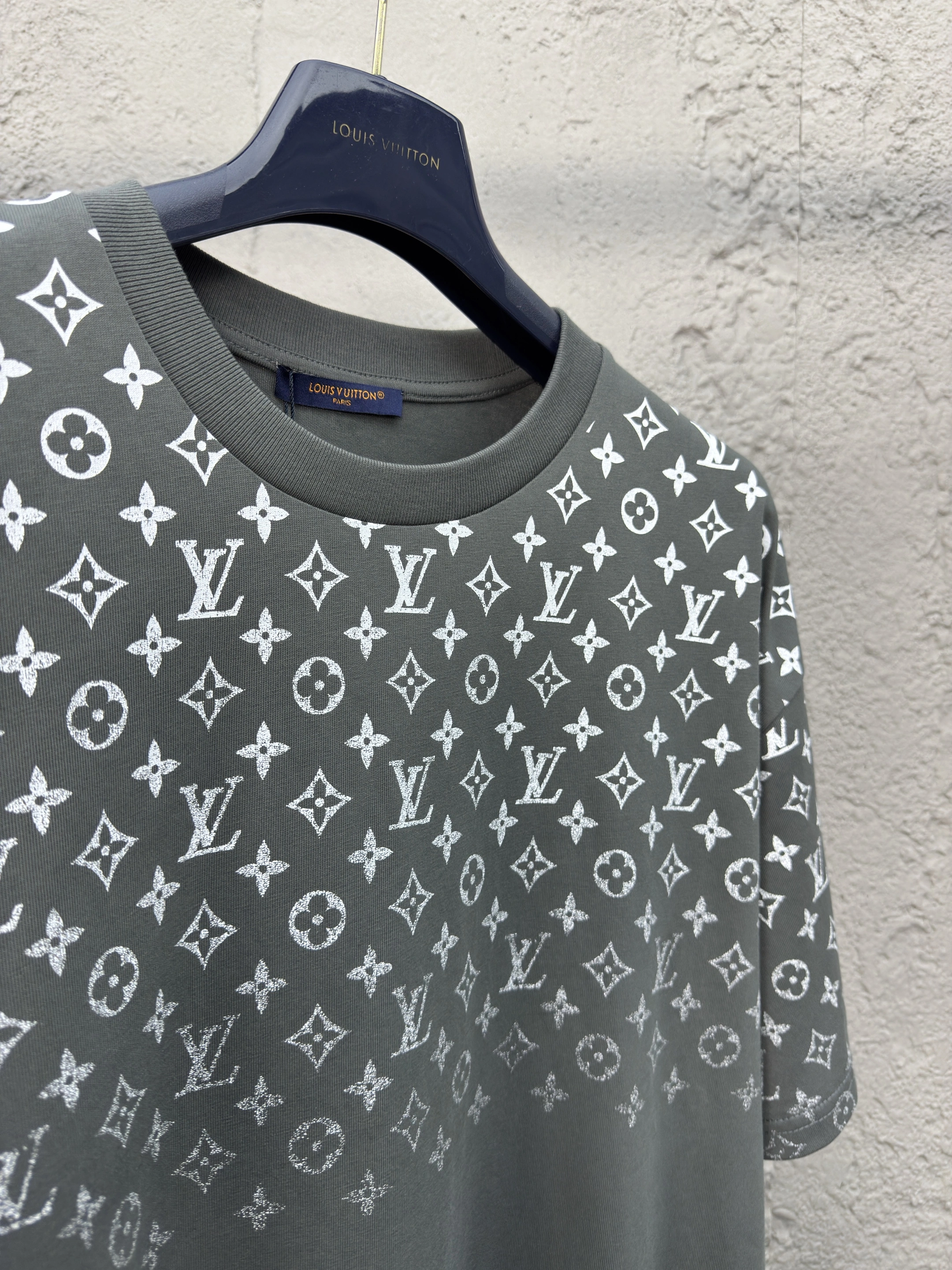L*ouis V*uitton T-shirt Top Quality X.C 20250519- Fashionable 12479