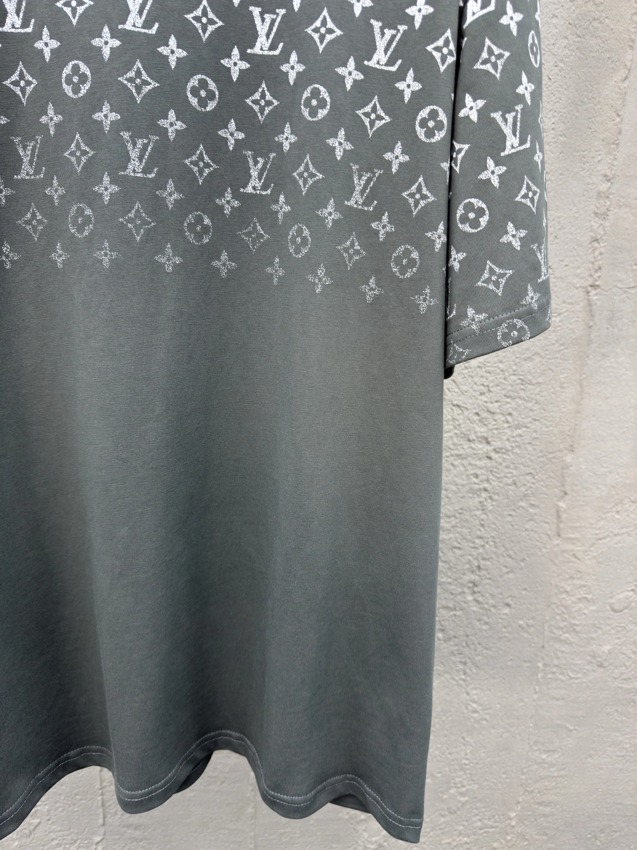 L*ouis V*uitton T-shirt Top Quality X.C 20250519- Fashionable 12479