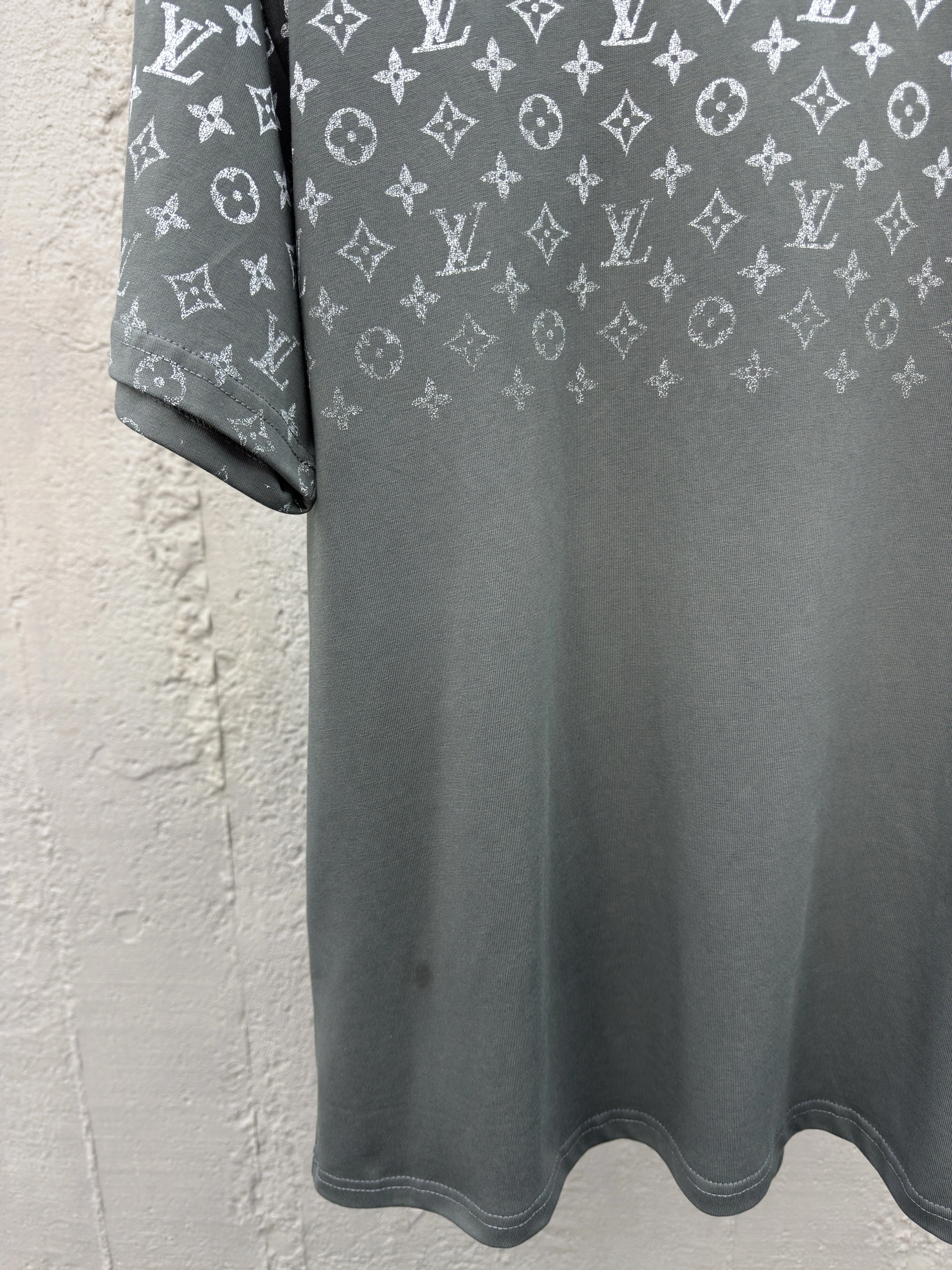 L*ouis V*uitton T-shirt Top Quality X.C 20250519- Fashionable 12479