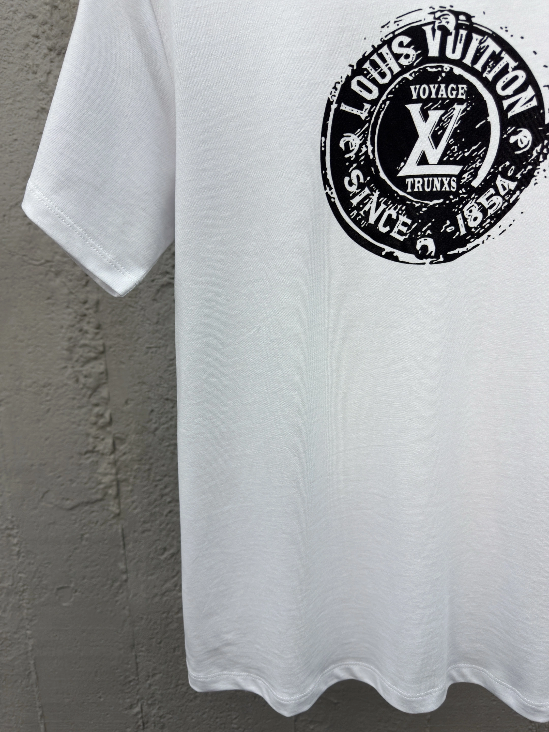 L*ouis V*uitton T-shirt Top Quality X.C 20250519- Affordable 12507