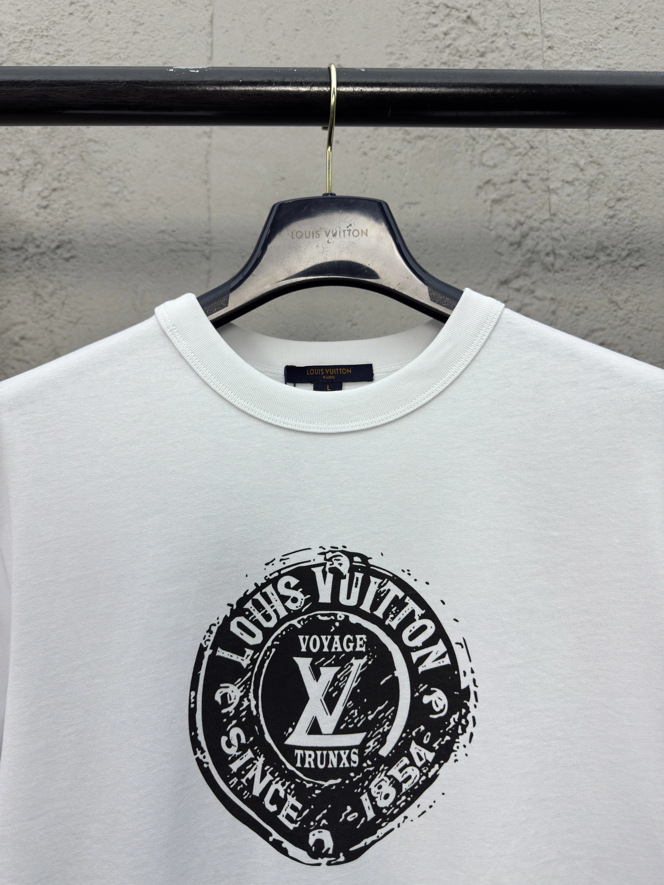 L*ouis V*uitton T-shirt Top Quality X.C 20250519- Affordable 12507