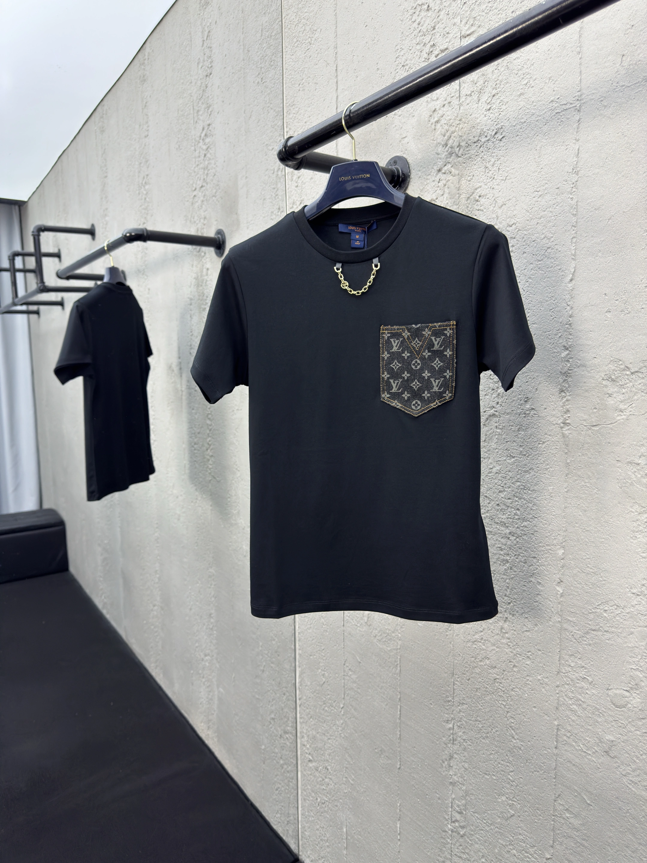 L*ouis V*uitton T-shirt Top Quality X.C 20250519- Classic 12505