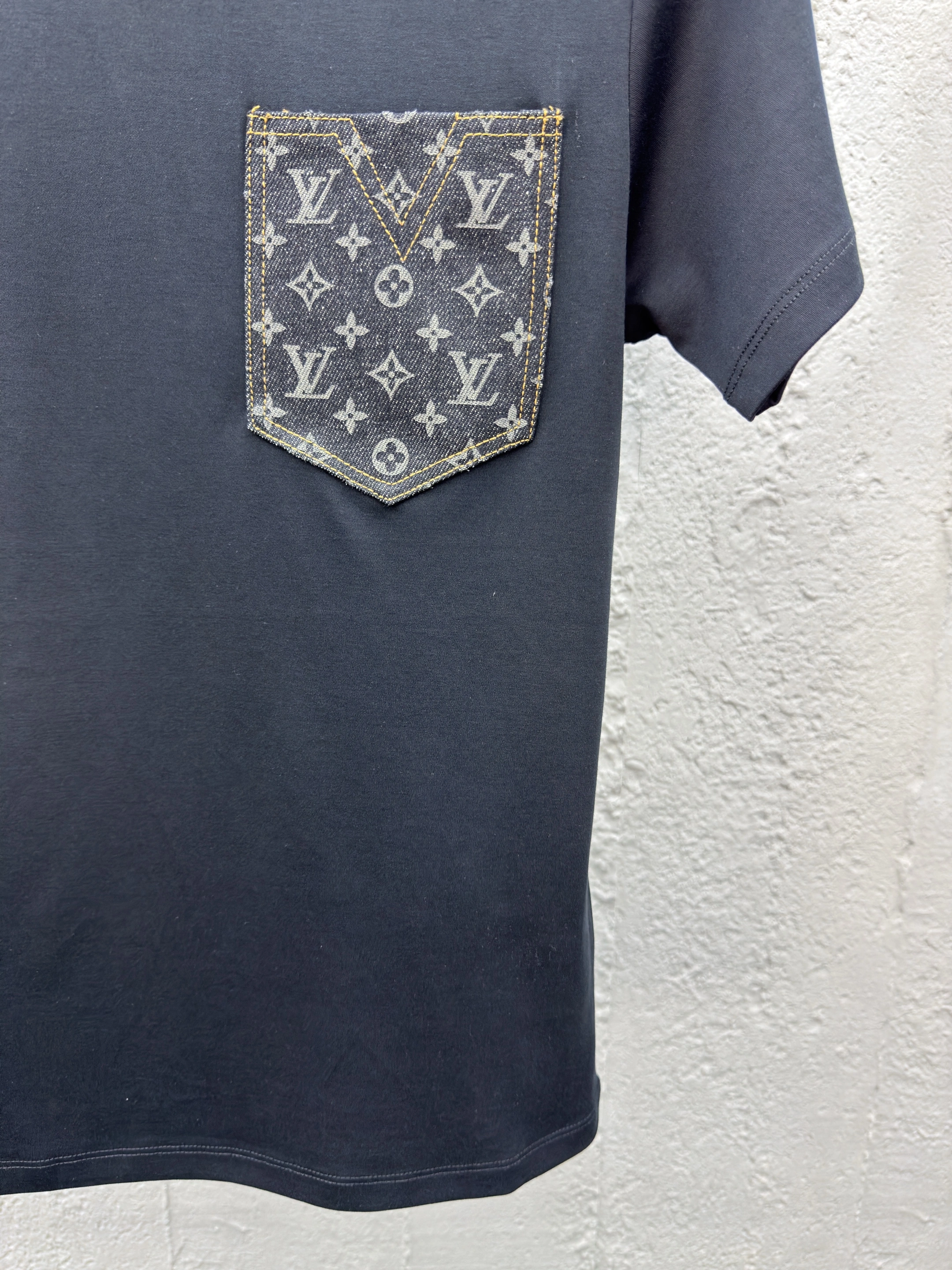 L*ouis V*uitton T-shirt Top Quality X.C 20250519- Classic 12505