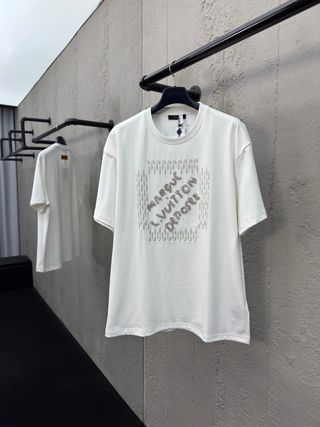 L*ouis V*uitton T-shirt Top Quality X.C 20250519- Cozy 12501