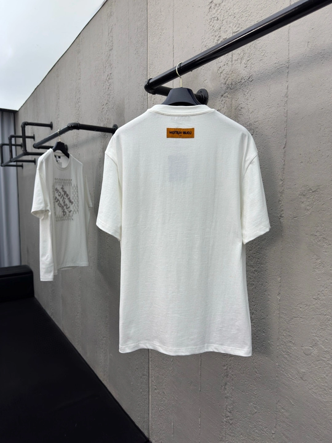 L*ouis V*uitton T-shirt Top Quality X.C 20250519- Cozy 12501
