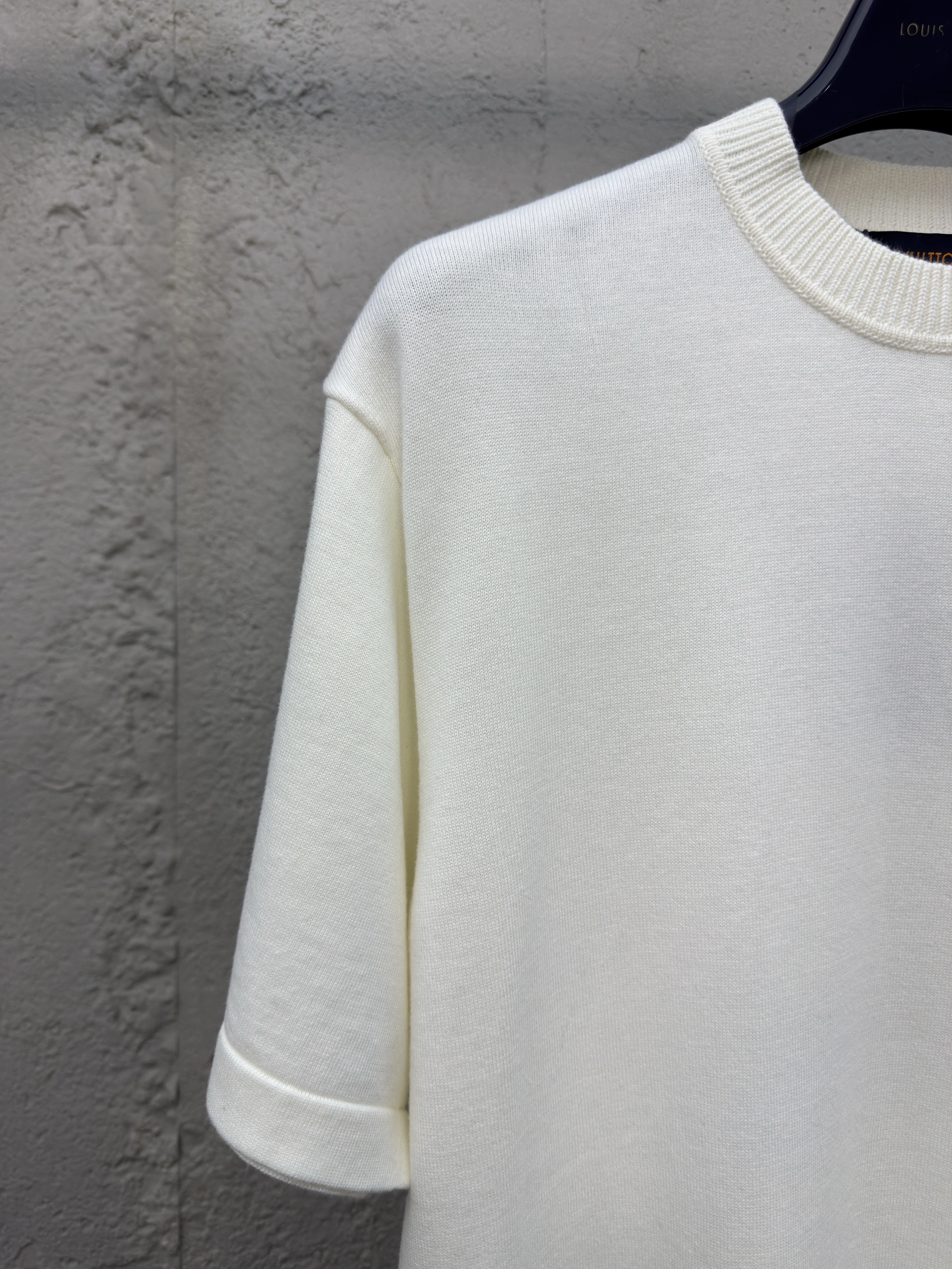 L*ouis V*uitton T-shirt Top Quality X.C 20250519- Snug 12482