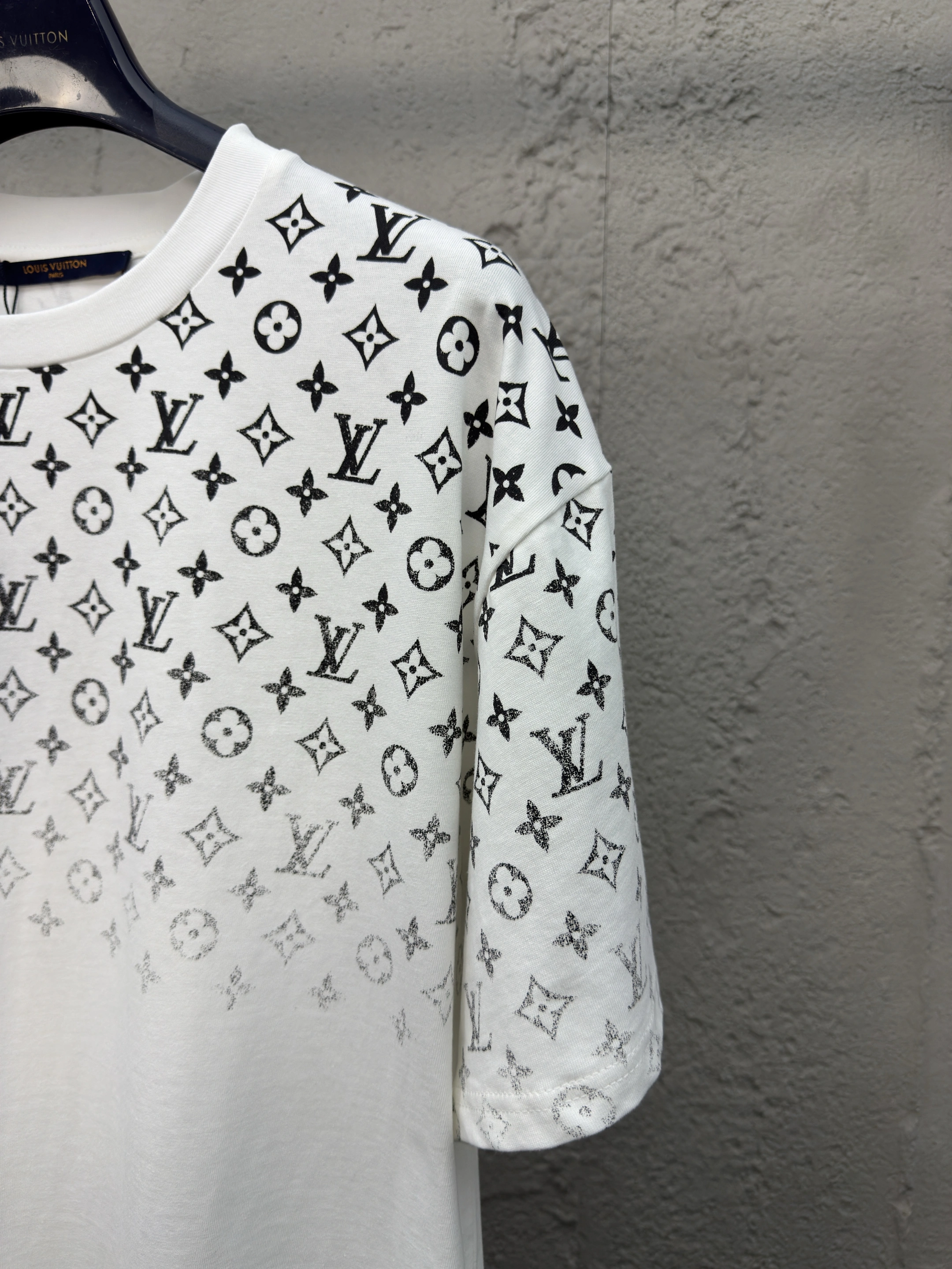 ModernLook L*ouis V*uitton T-shirt Top Quality X.C 20250519- 12480