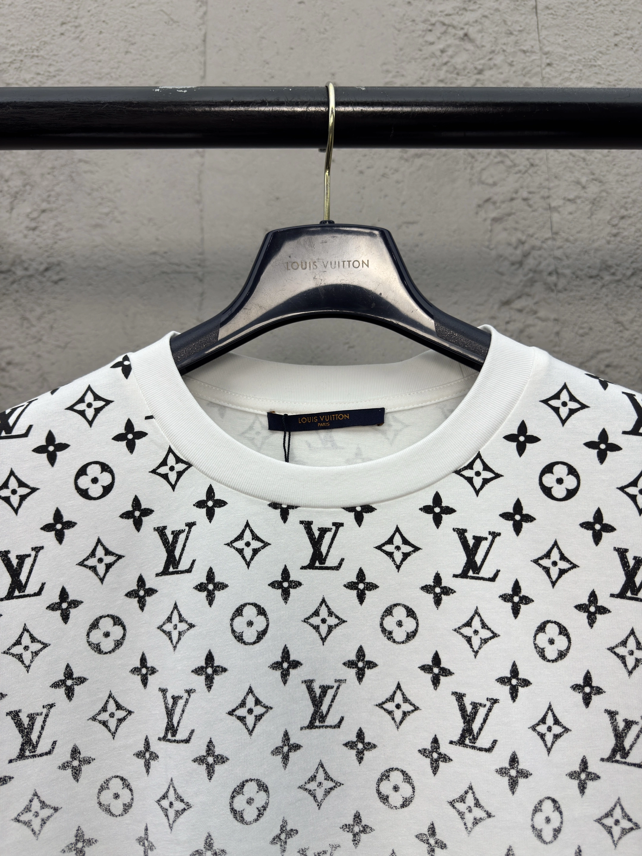 ModernLook L*ouis V*uitton T-shirt Top Quality X.C 20250519- 12480