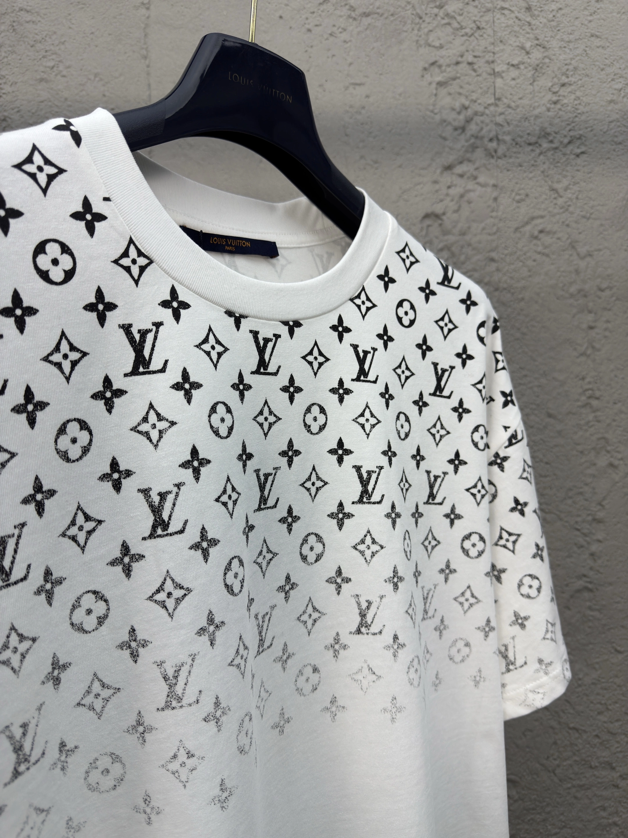 ModernLook L*ouis V*uitton T-shirt Top Quality X.C 20250519- 12480