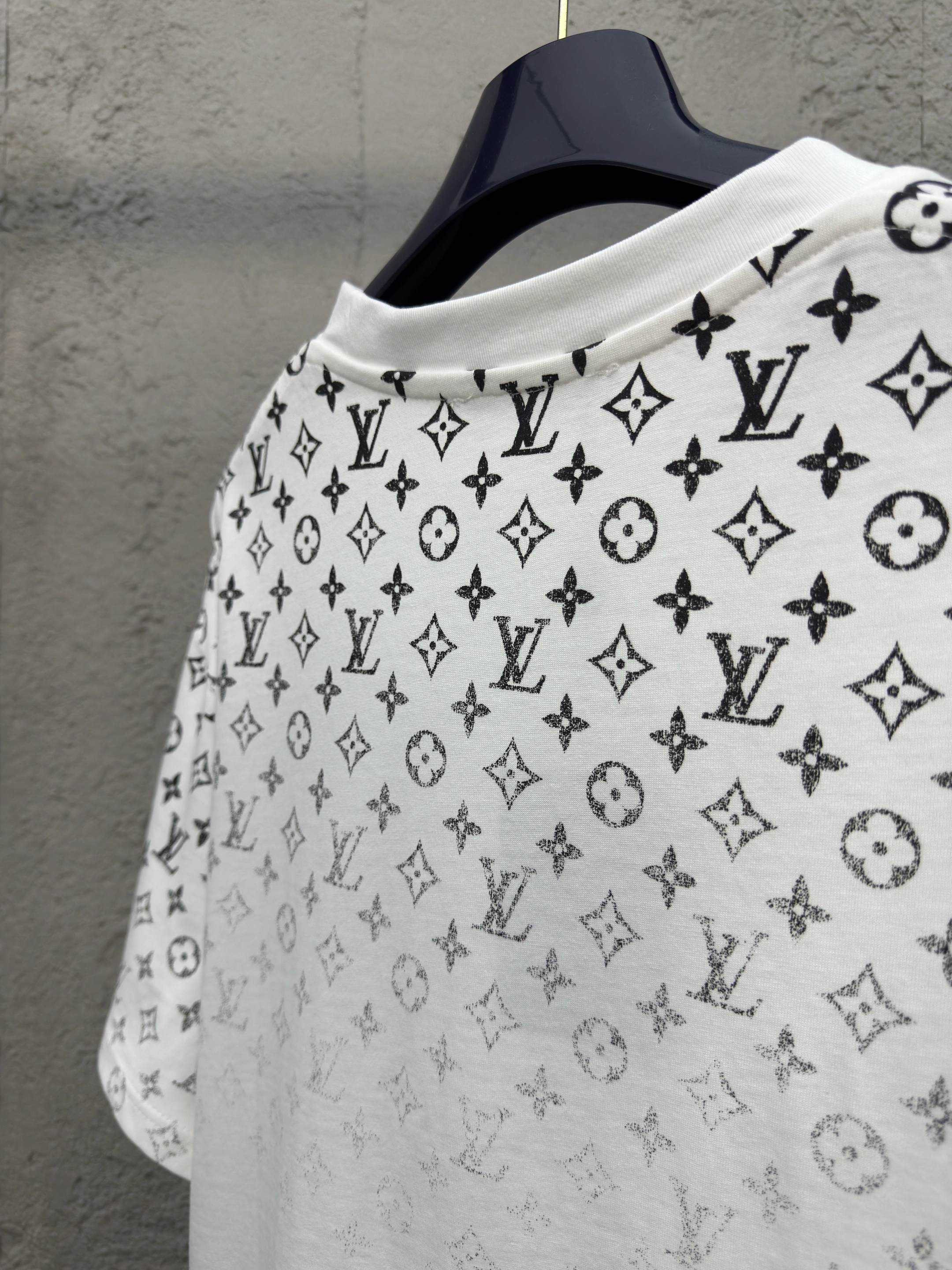 ModernLook L*ouis V*uitton T-shirt Top Quality X.C 20250519- 12480